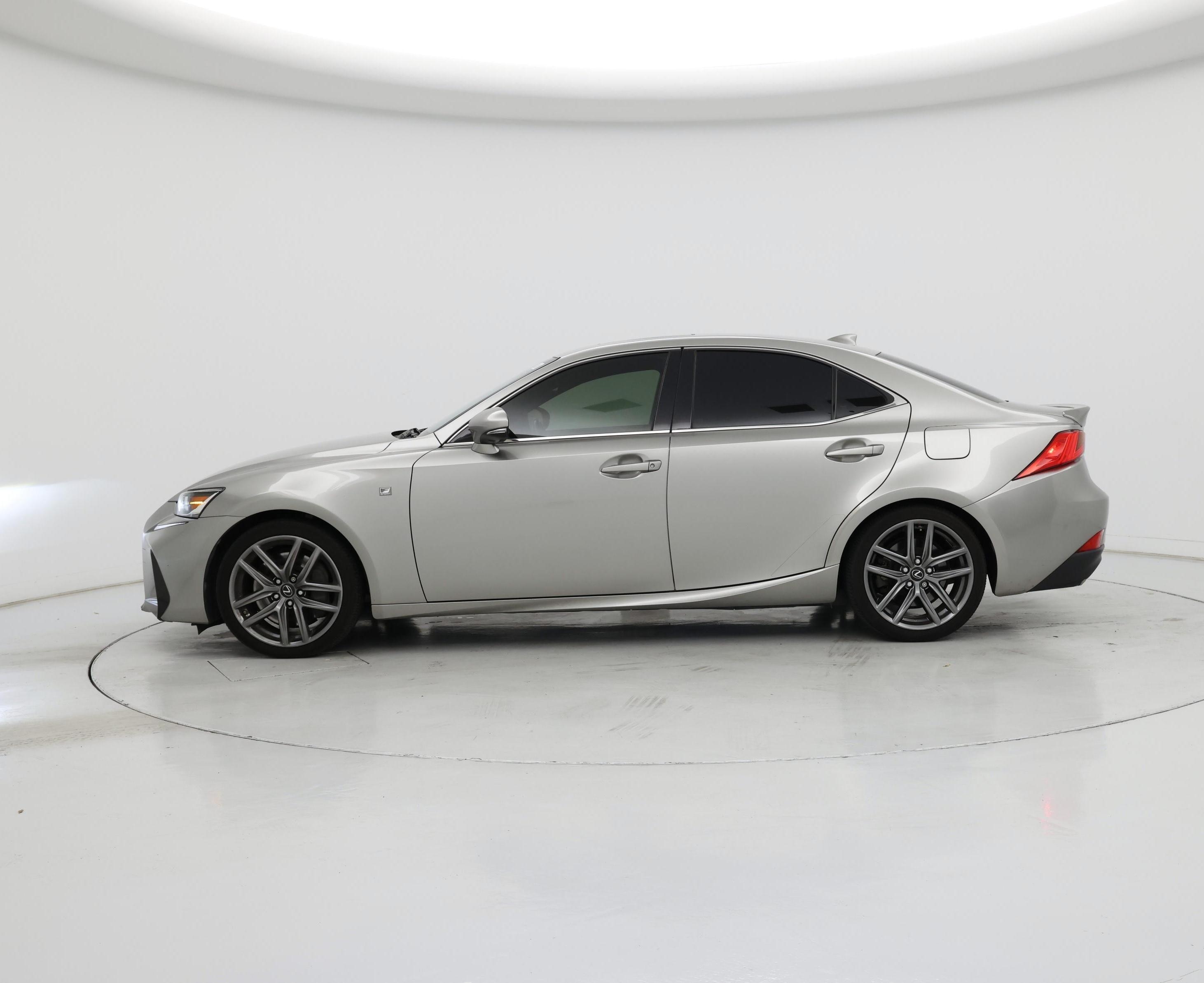 Thumbnail: 2017 Lexus IS - 3