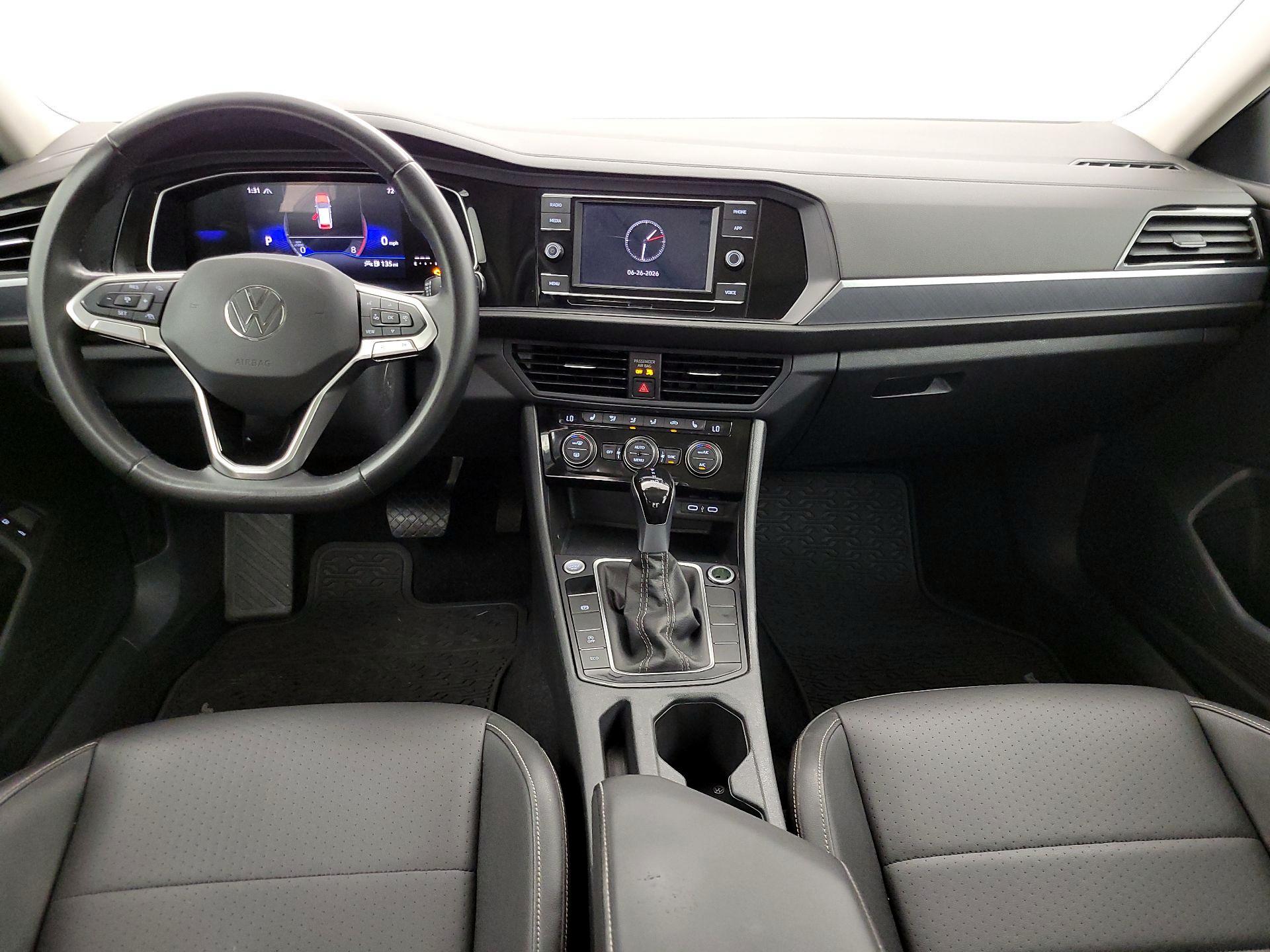 Thumbnail: 2024 Volkswagen Jetta - 9