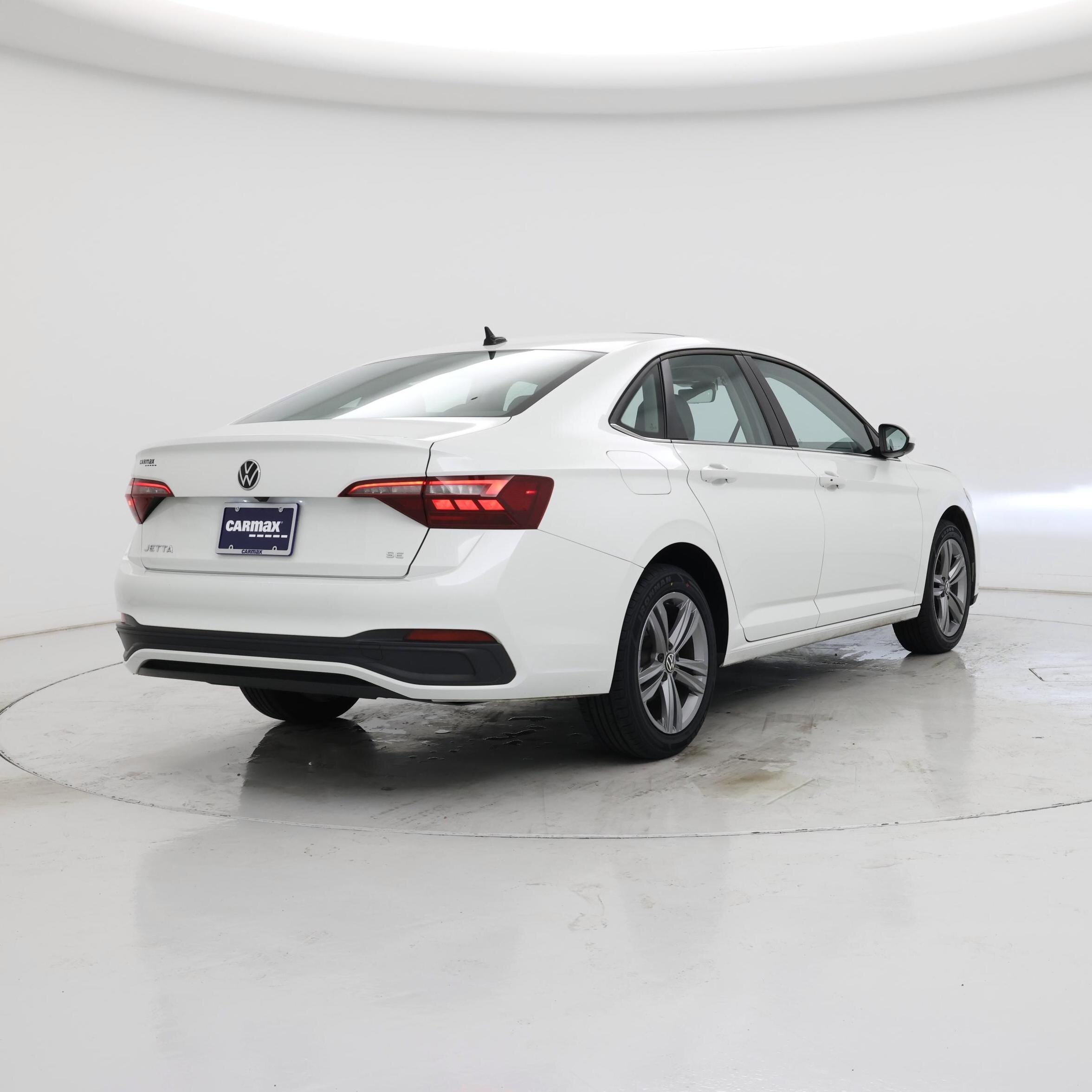 Thumbnail: 2024 Volkswagen Jetta - 8