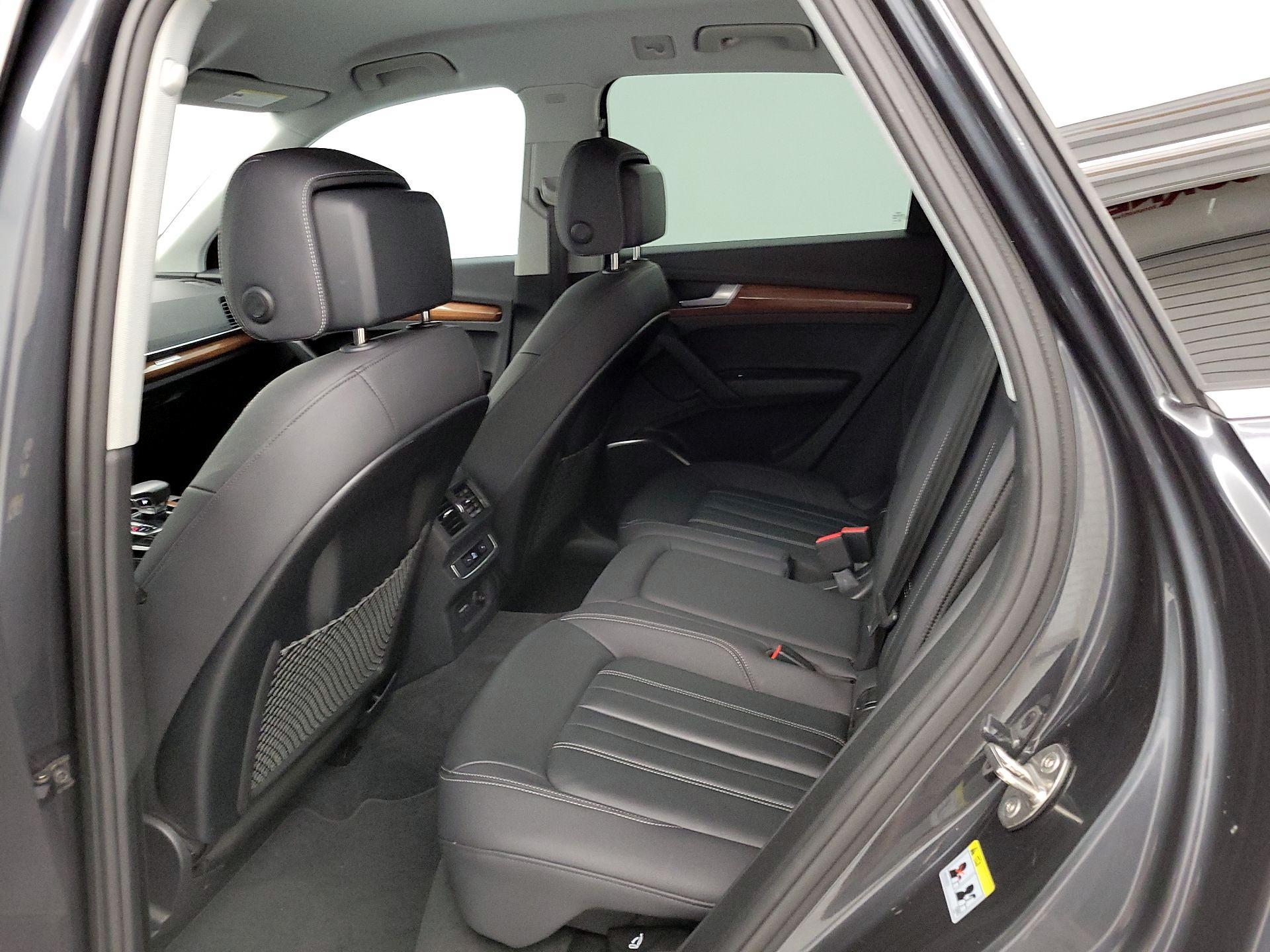 Thumbnail: 2023 Audi Q5 - 19
