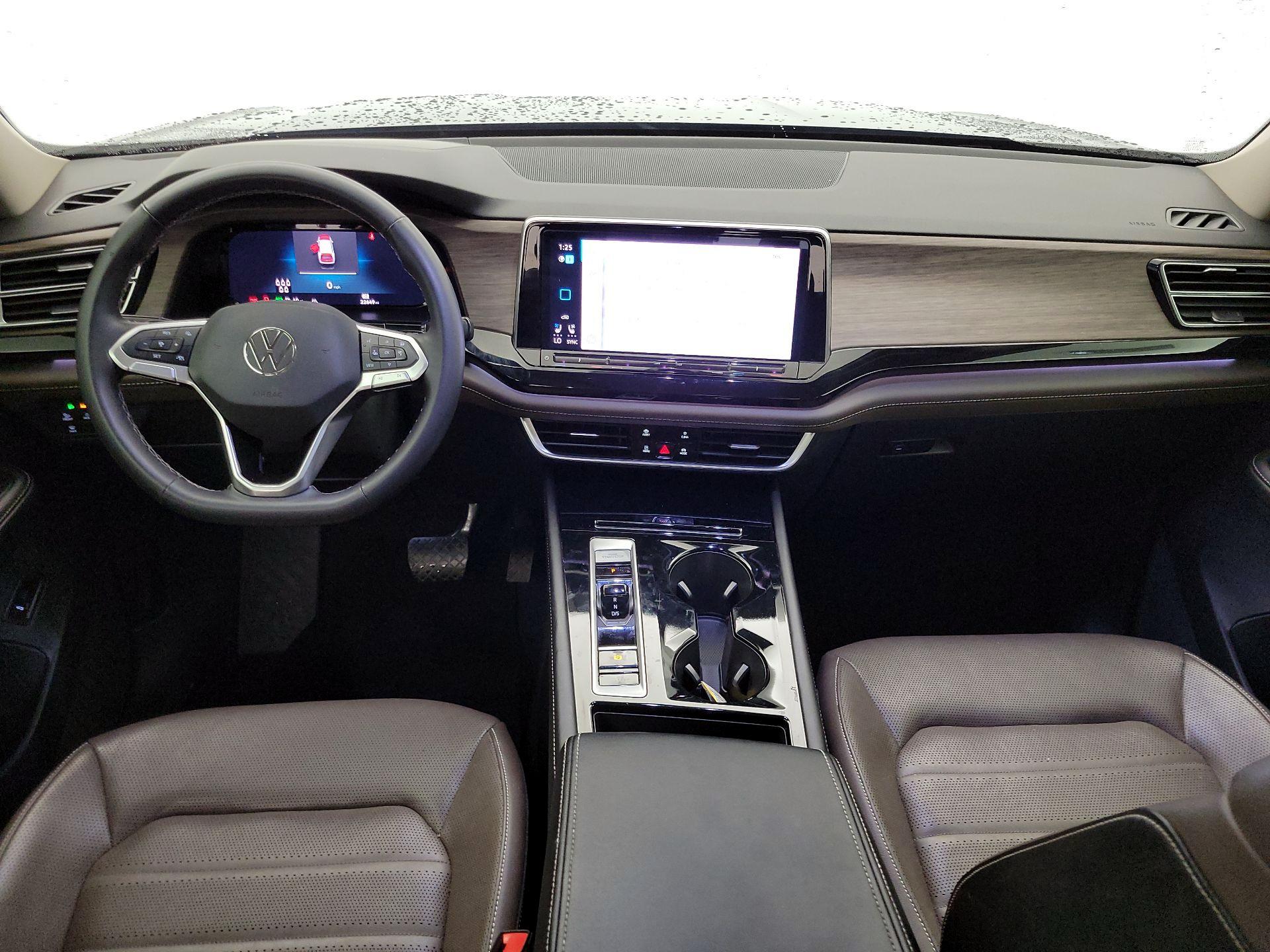 Thumbnail: 2024 Volkswagen Atlas - 9