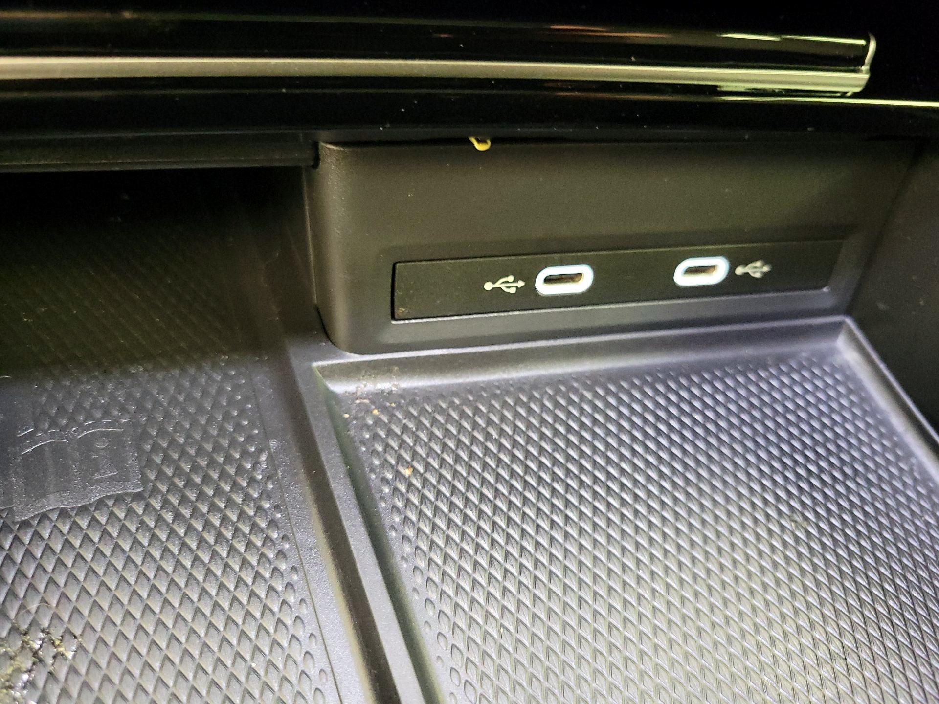 Thumbnail: 2024 Volkswagen Atlas - 19