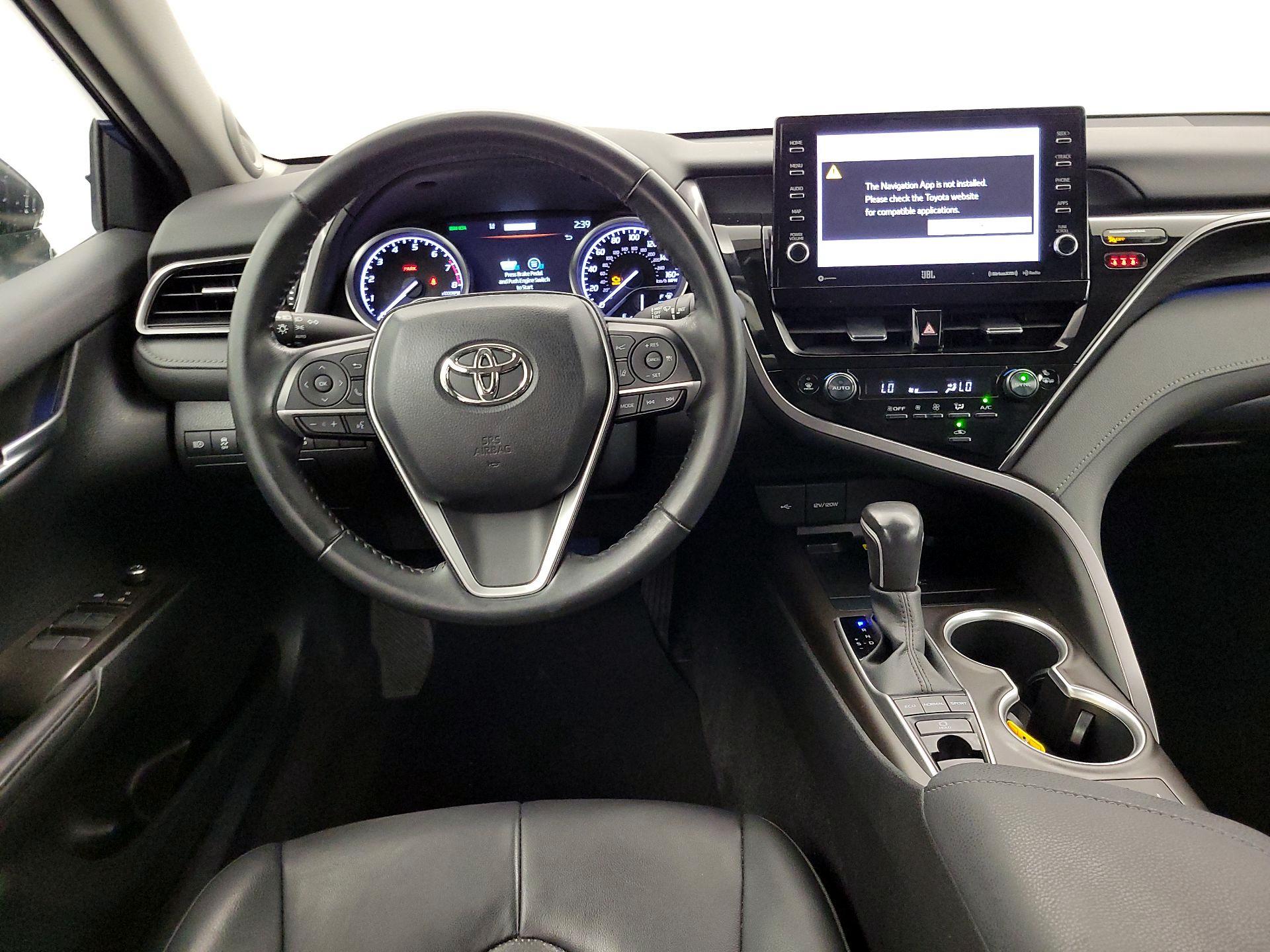 Thumbnail: 2023 Toyota Camry - 10