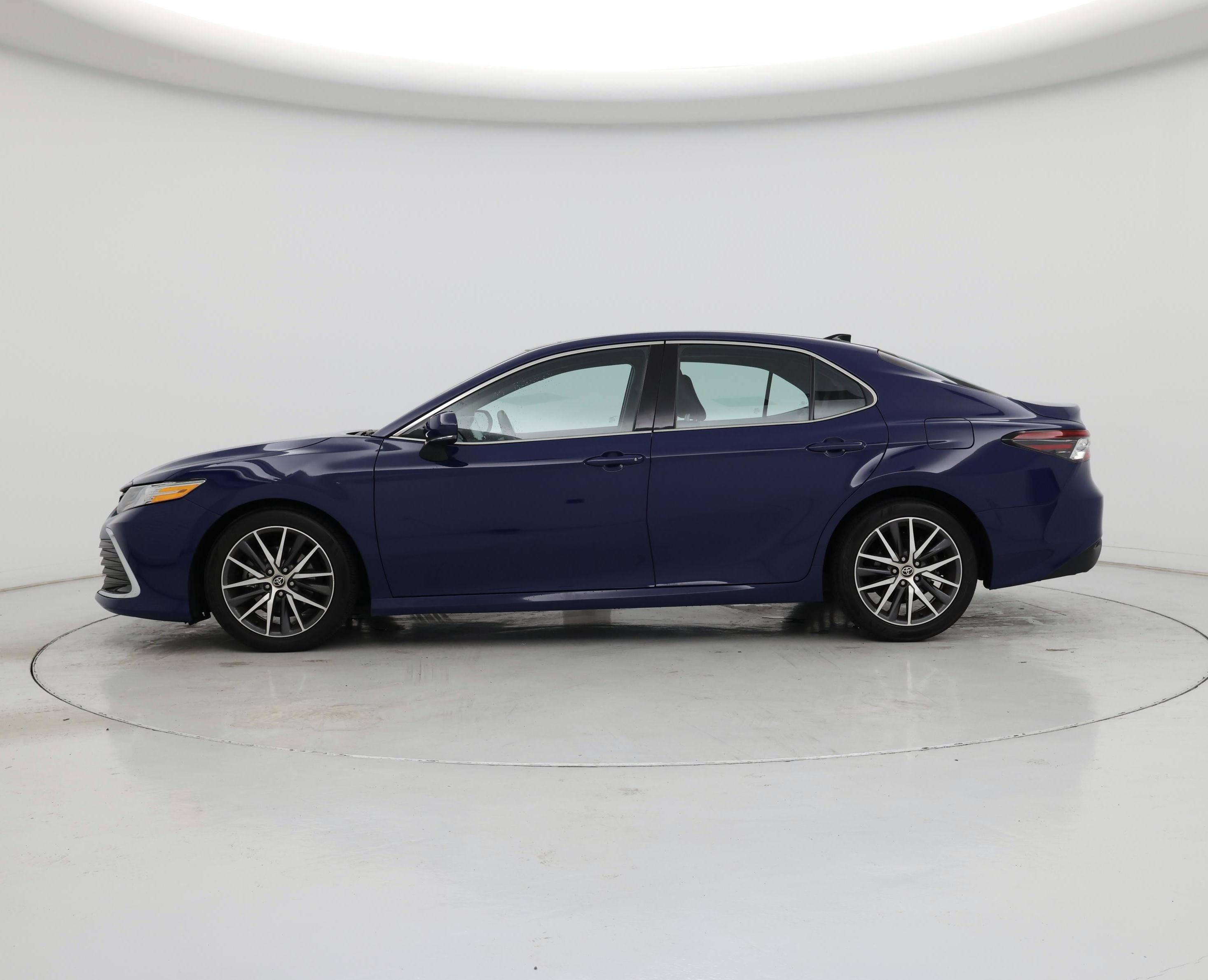 Thumbnail: 2023 Toyota Camry - 3