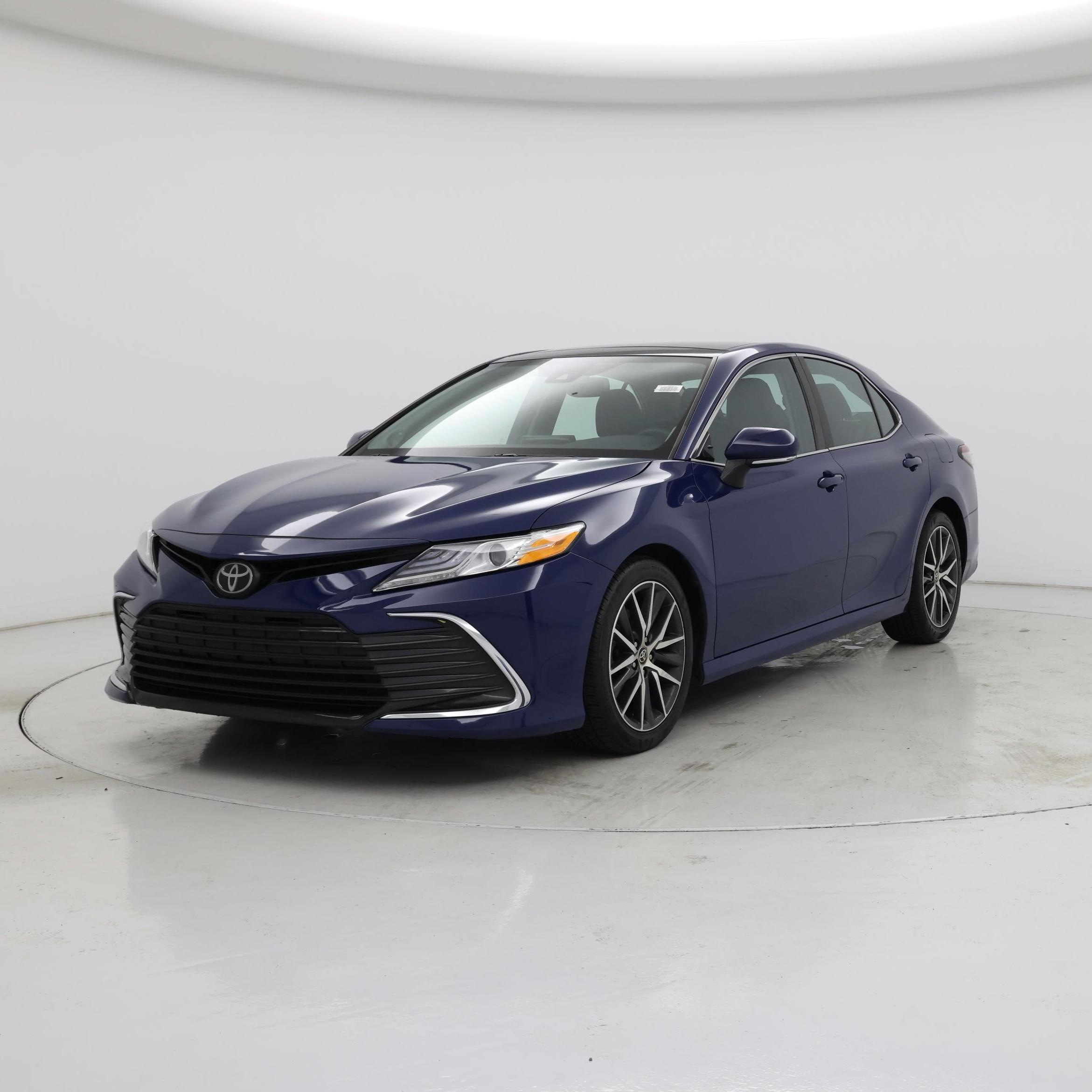 Thumbnail: 2023 Toyota Camry - 4
