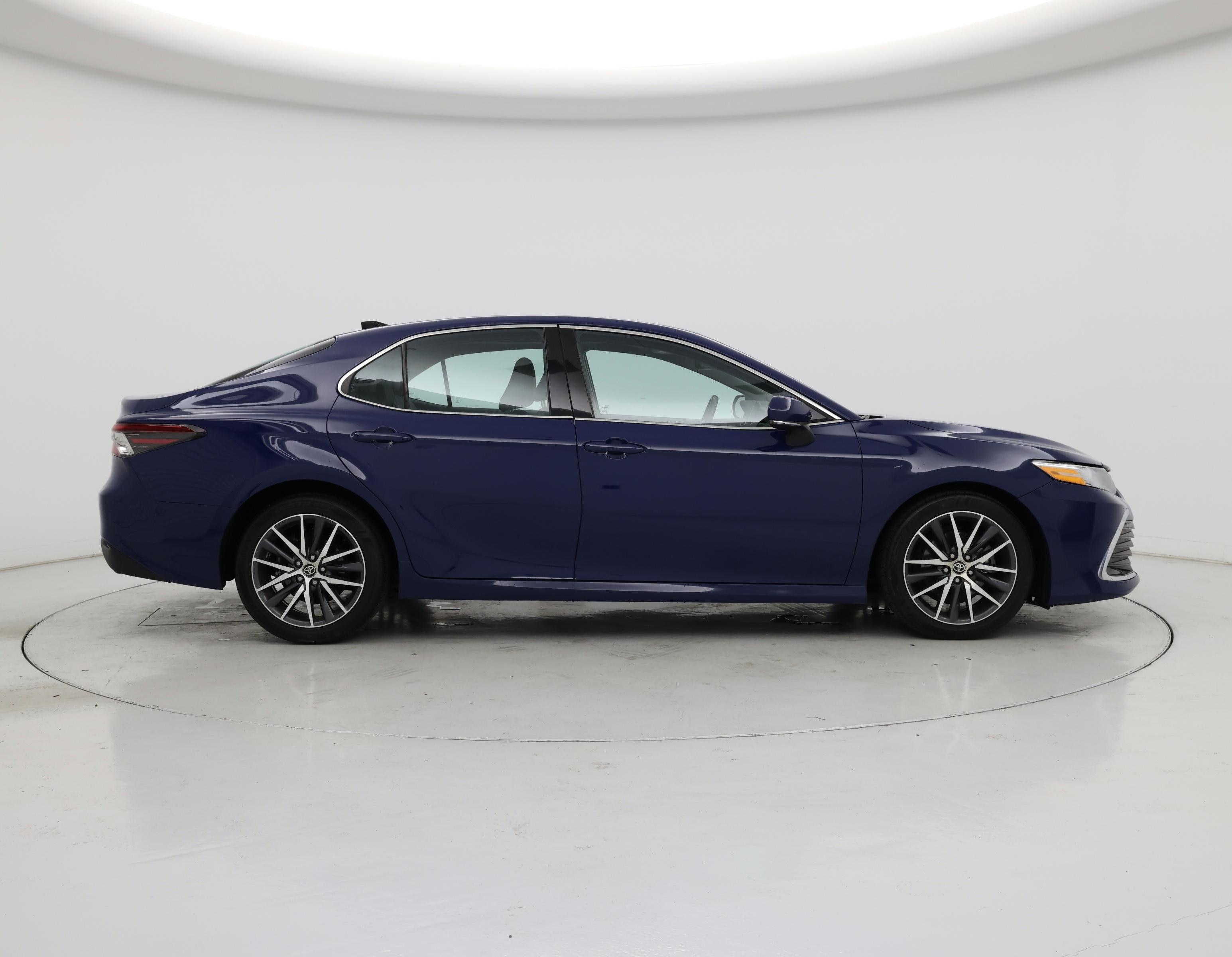 Thumbnail: 2023 Toyota Camry - 7