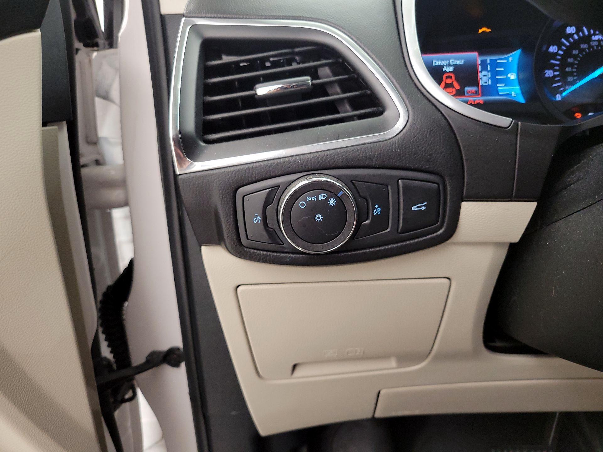 Thumbnail: 2018 Ford Edge - 13