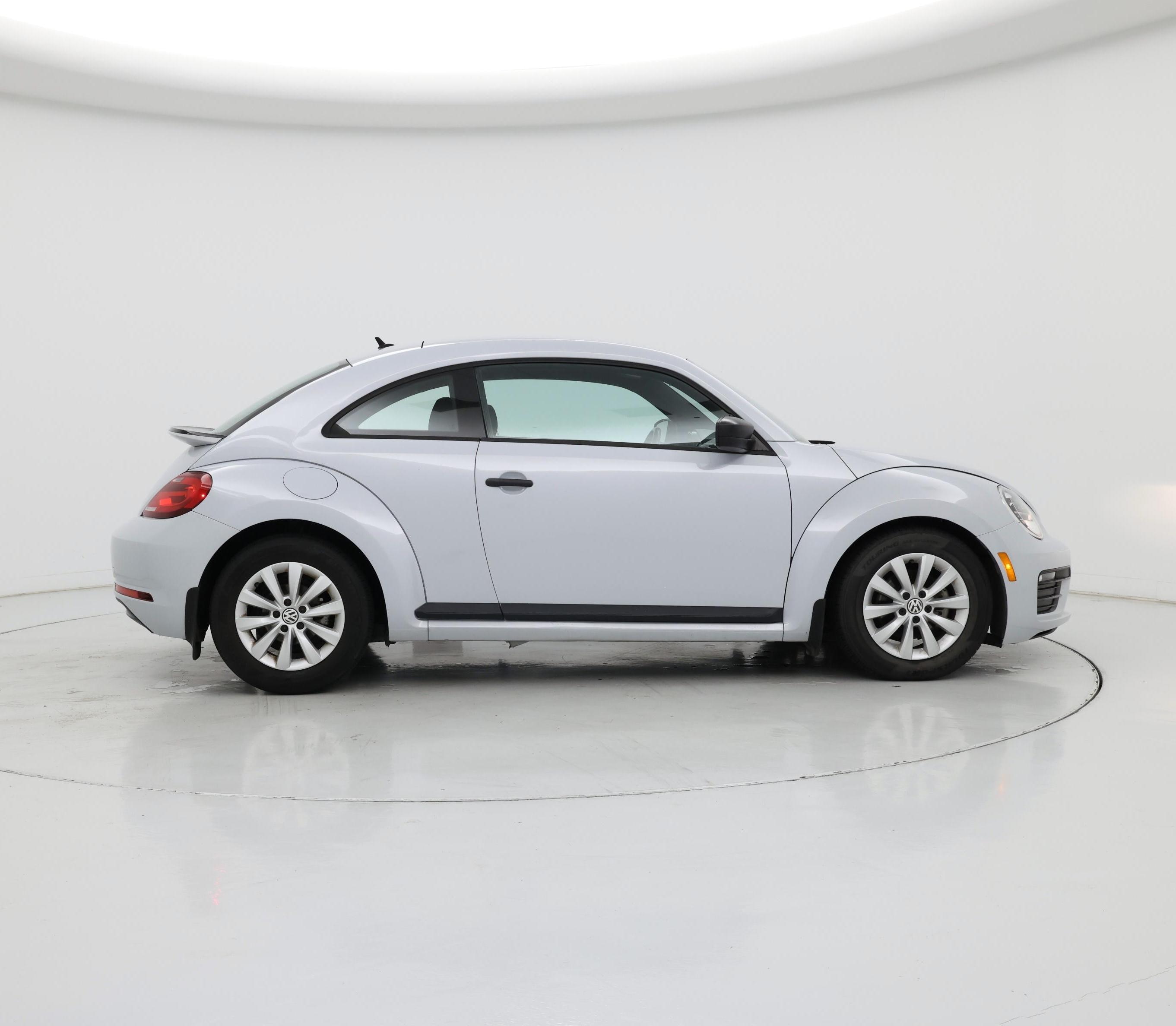 Thumbnail: 2017 Volkswagen Beetle - 7