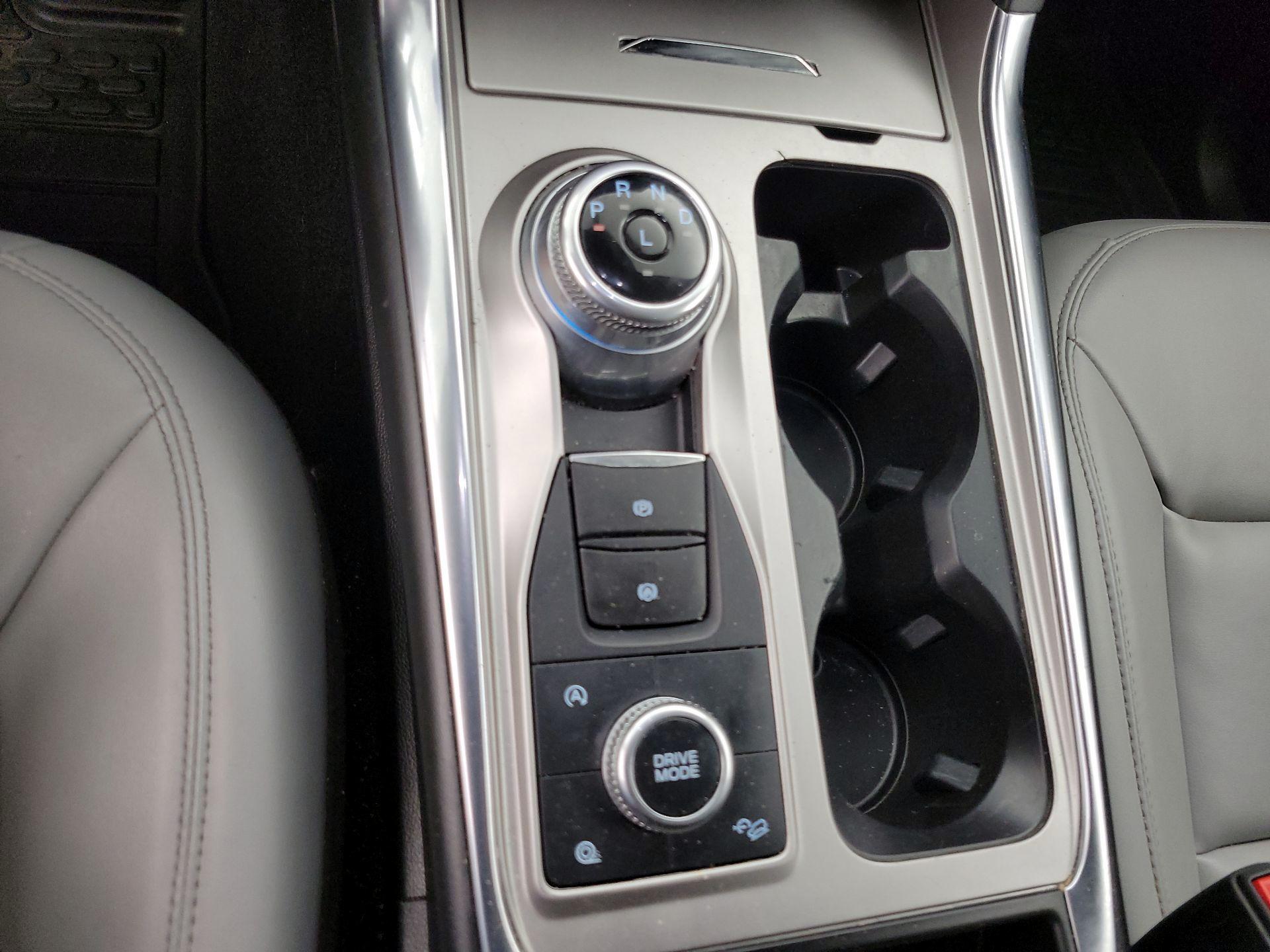 Thumbnail: 2021 Ford Explorer - 18