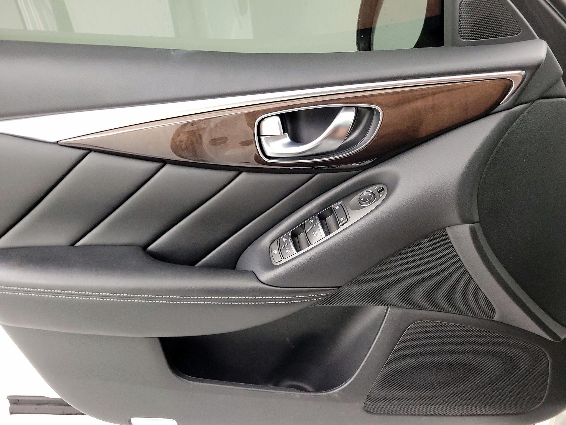 Thumbnail: 2019 INFINITI Q50 - 12