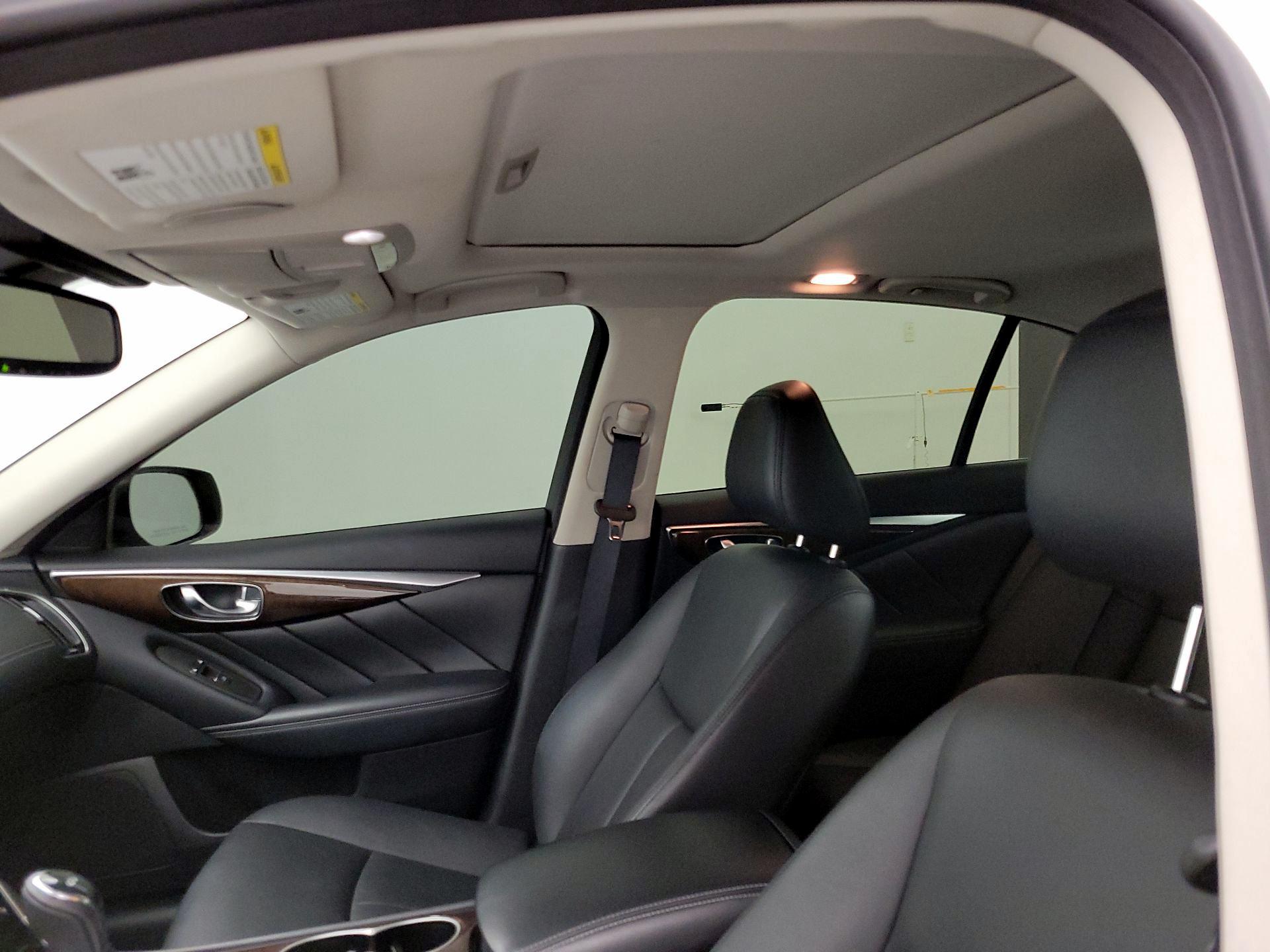 Thumbnail: 2019 INFINITI Q50 - 19