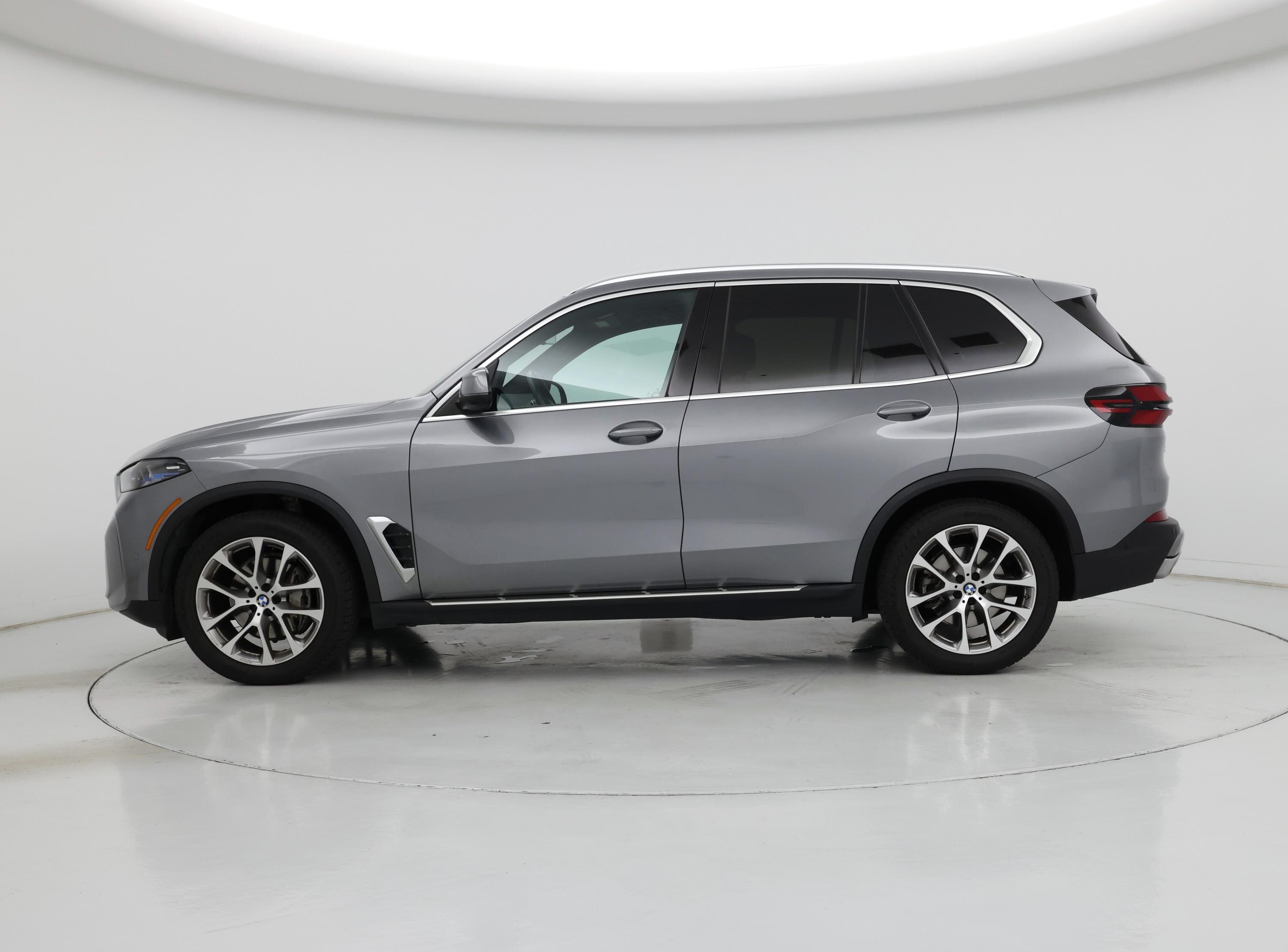 Thumbnail: 2024 BMW X5 - 3