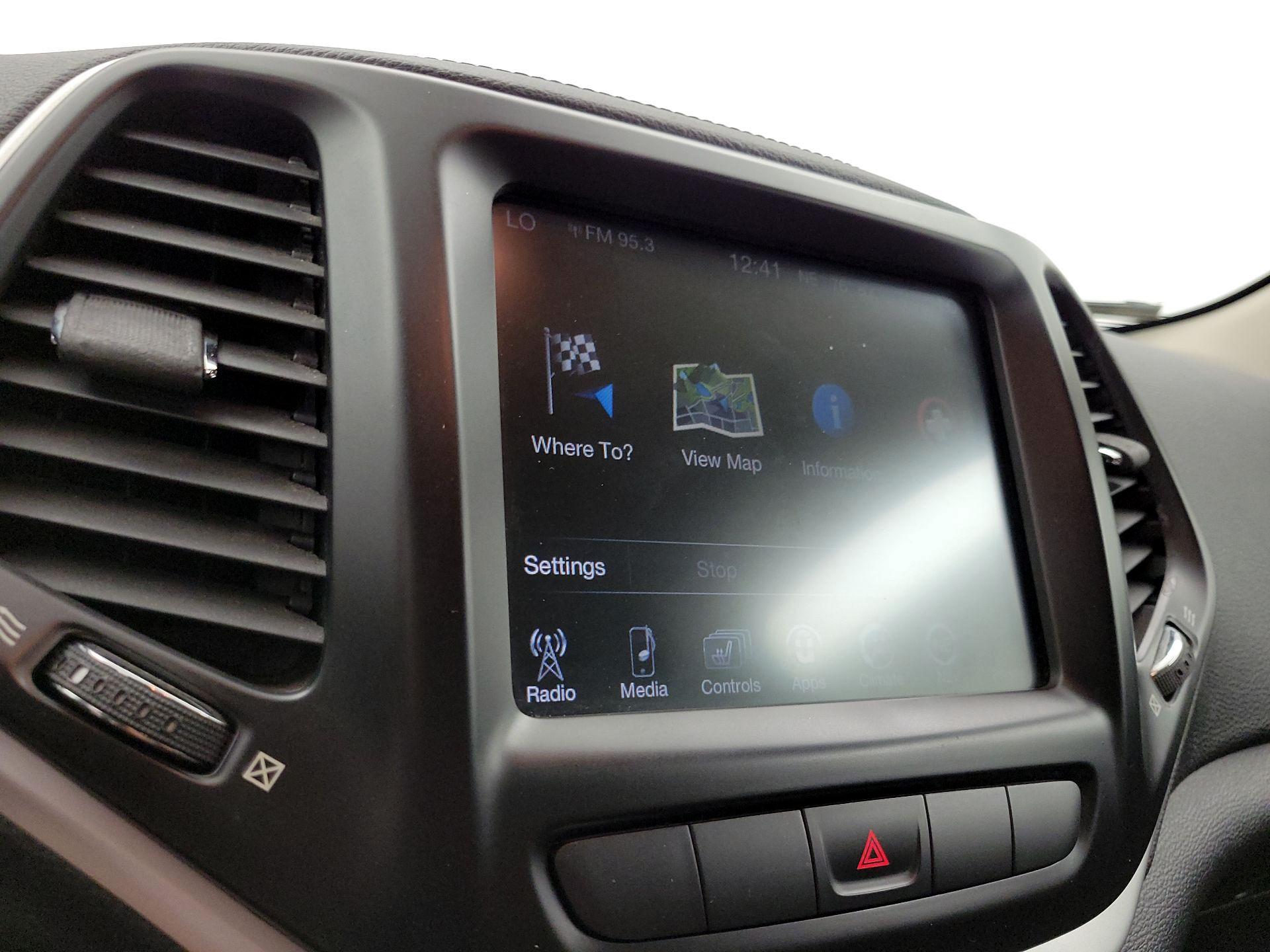 Thumbnail: 2014 Jeep Cherokee - 14
