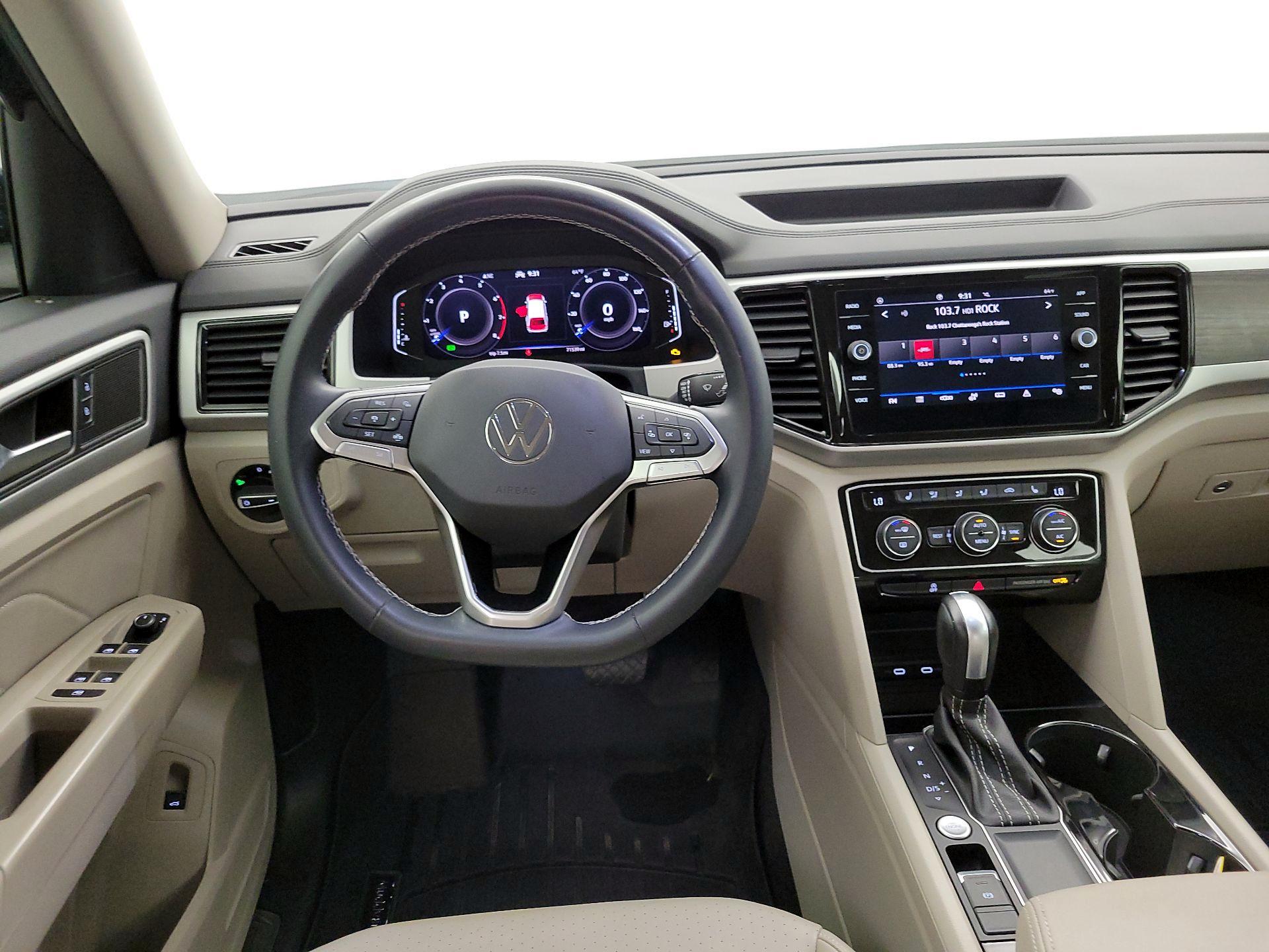 Thumbnail: 2022 Volkswagen Atlas - 10