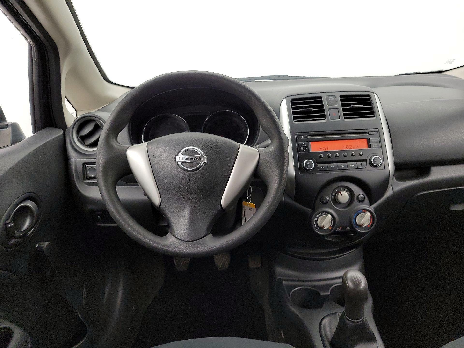 Thumbnail: 2014 Nissan Versa Note - 10