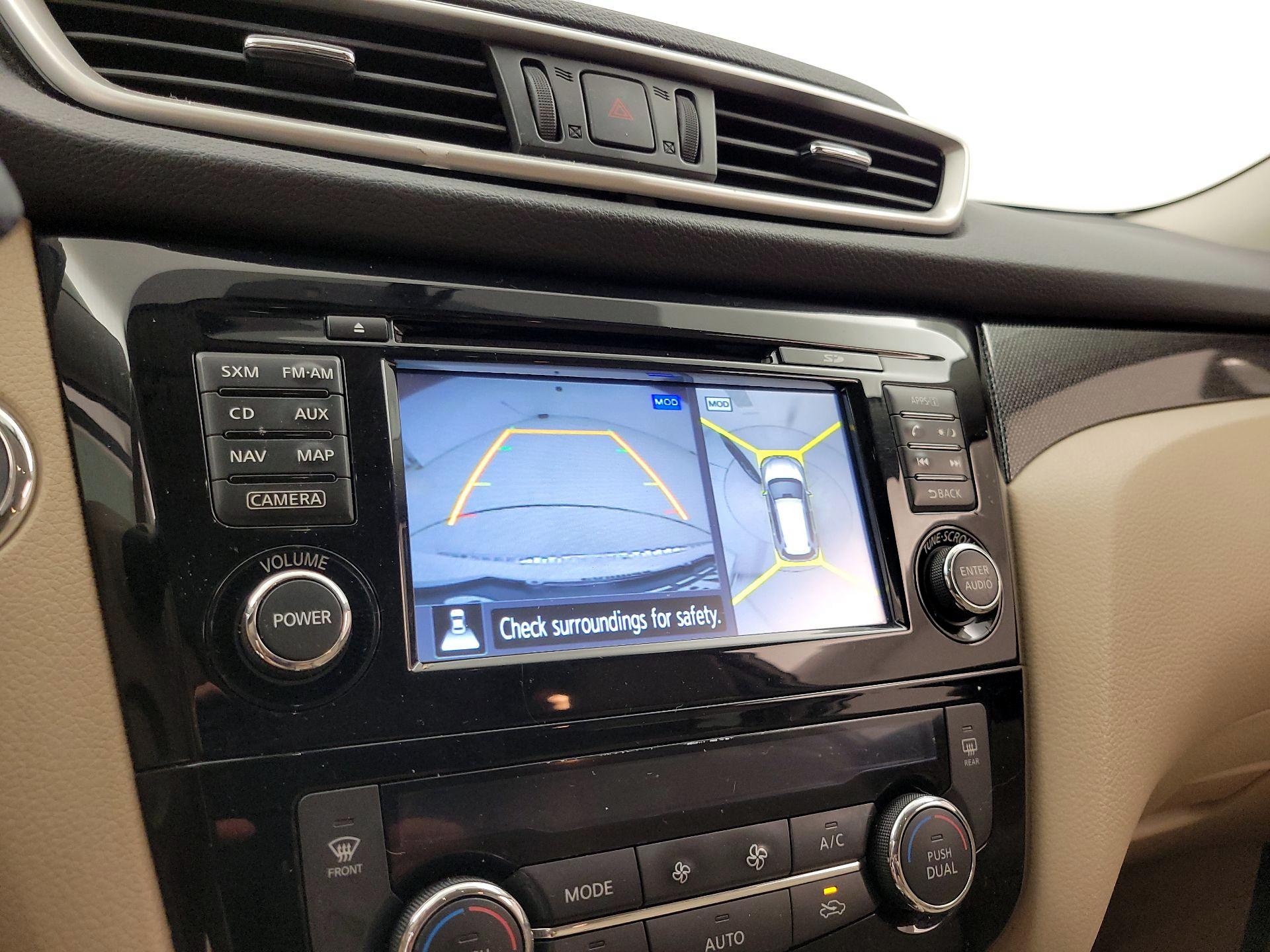 Thumbnail: 2014 Nissan Rogue - 15