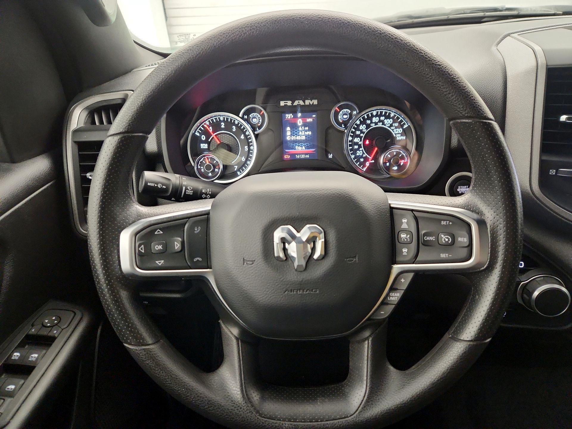 Thumbnail: 2025 RAM 1500 - 10