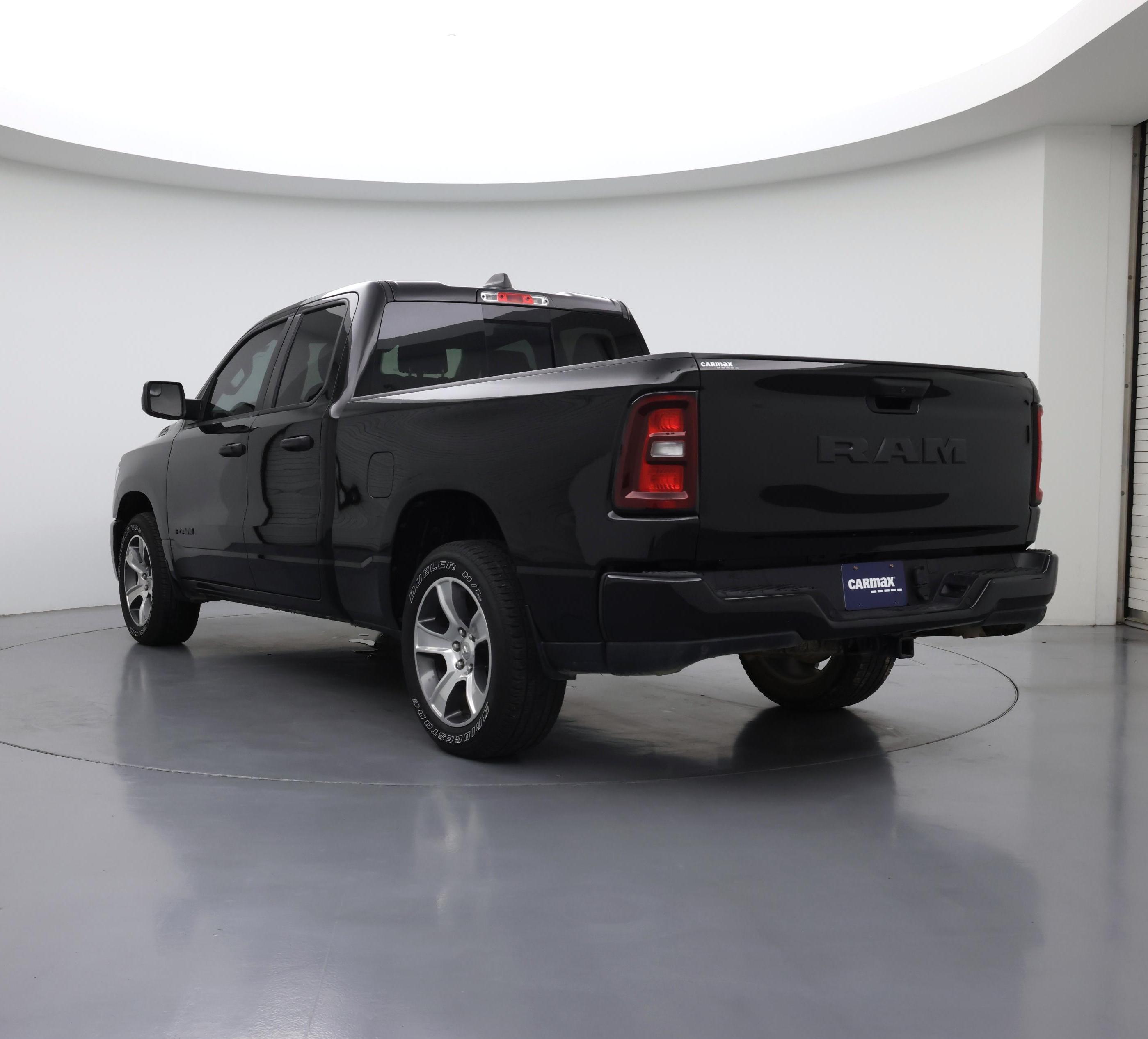 Thumbnail: 2025 RAM 1500 - 2