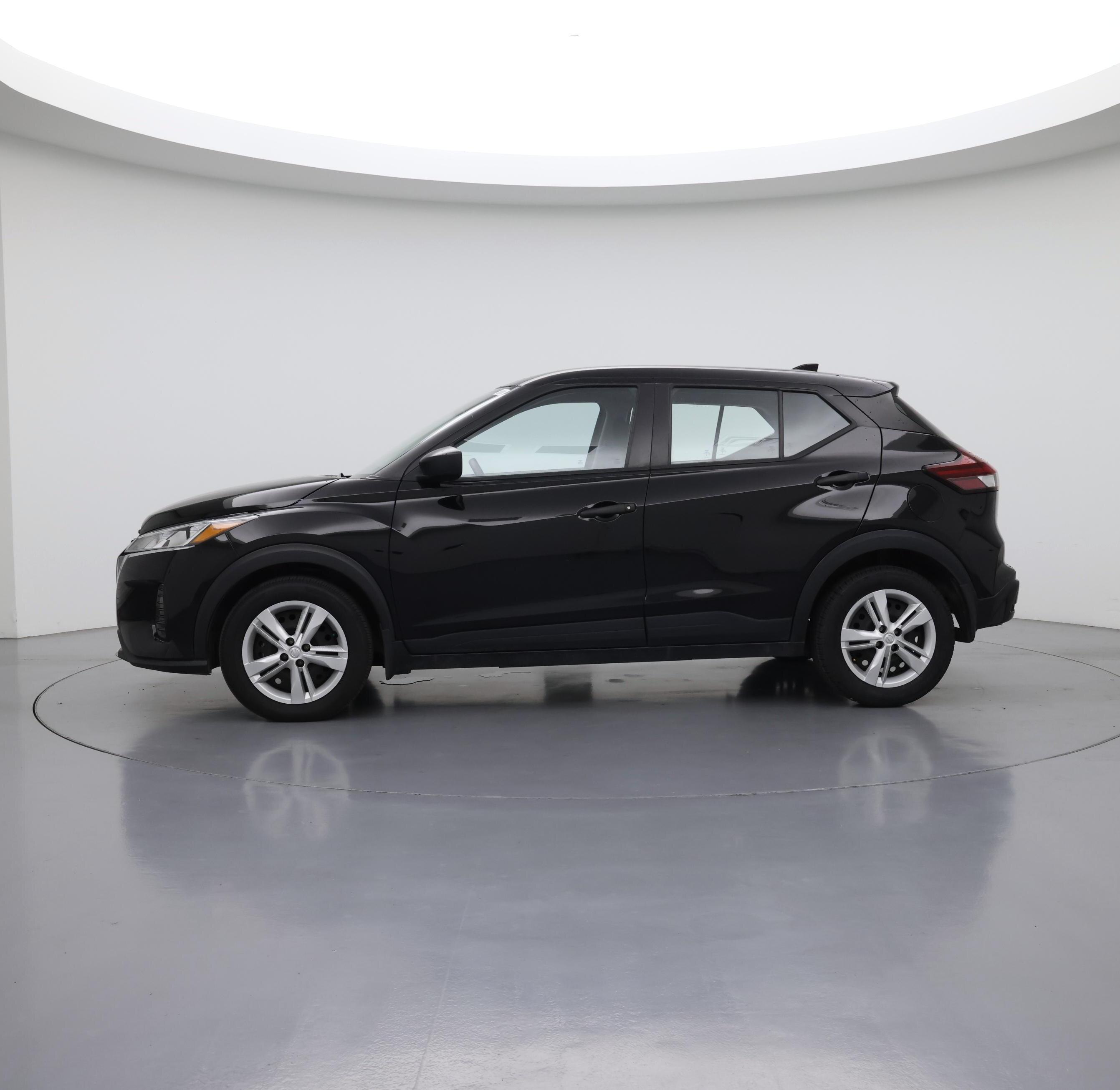 Thumbnail: 2024 Nissan Kicks - 3