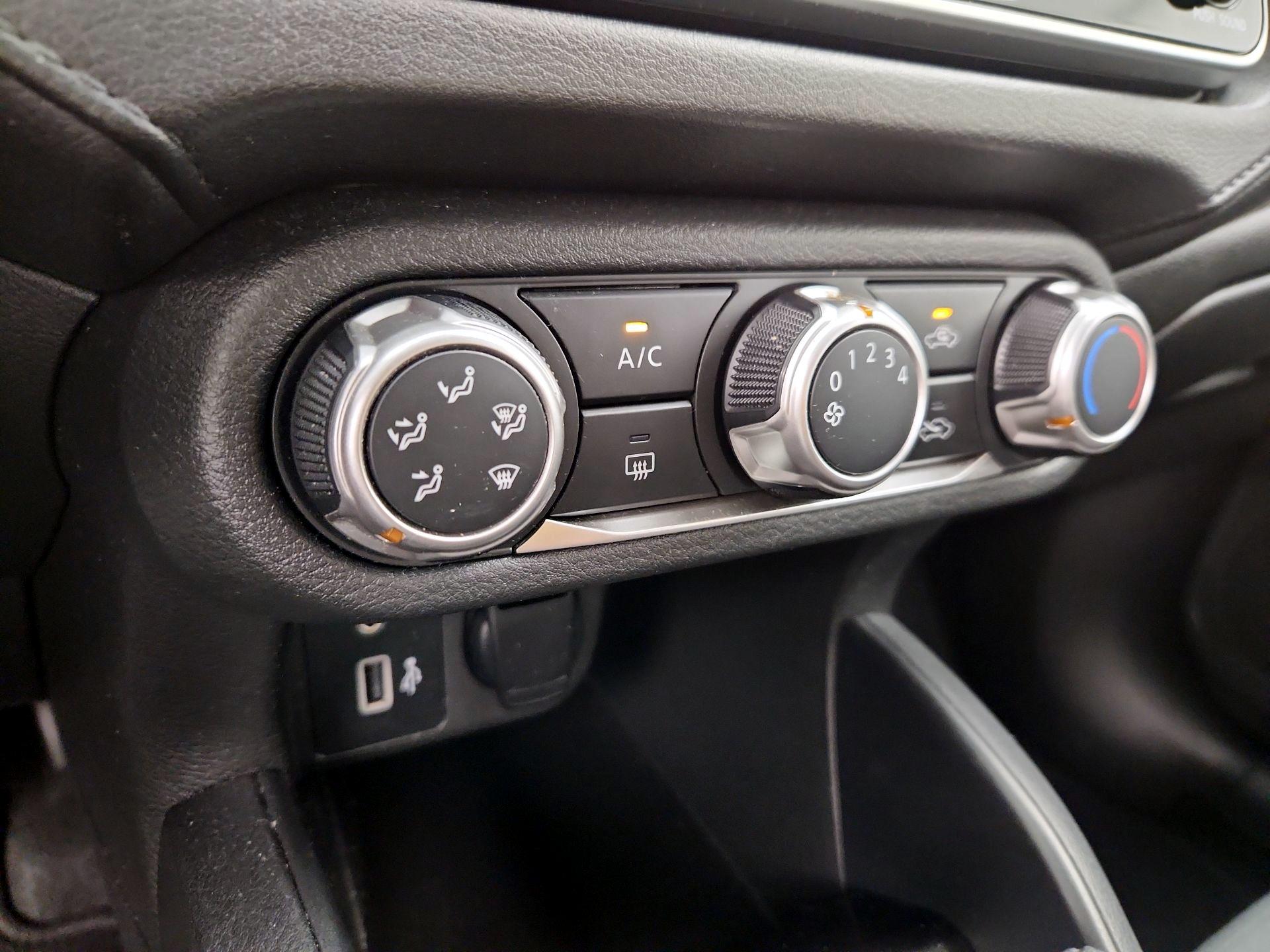 Thumbnail: 2021 Nissan Versa - 16