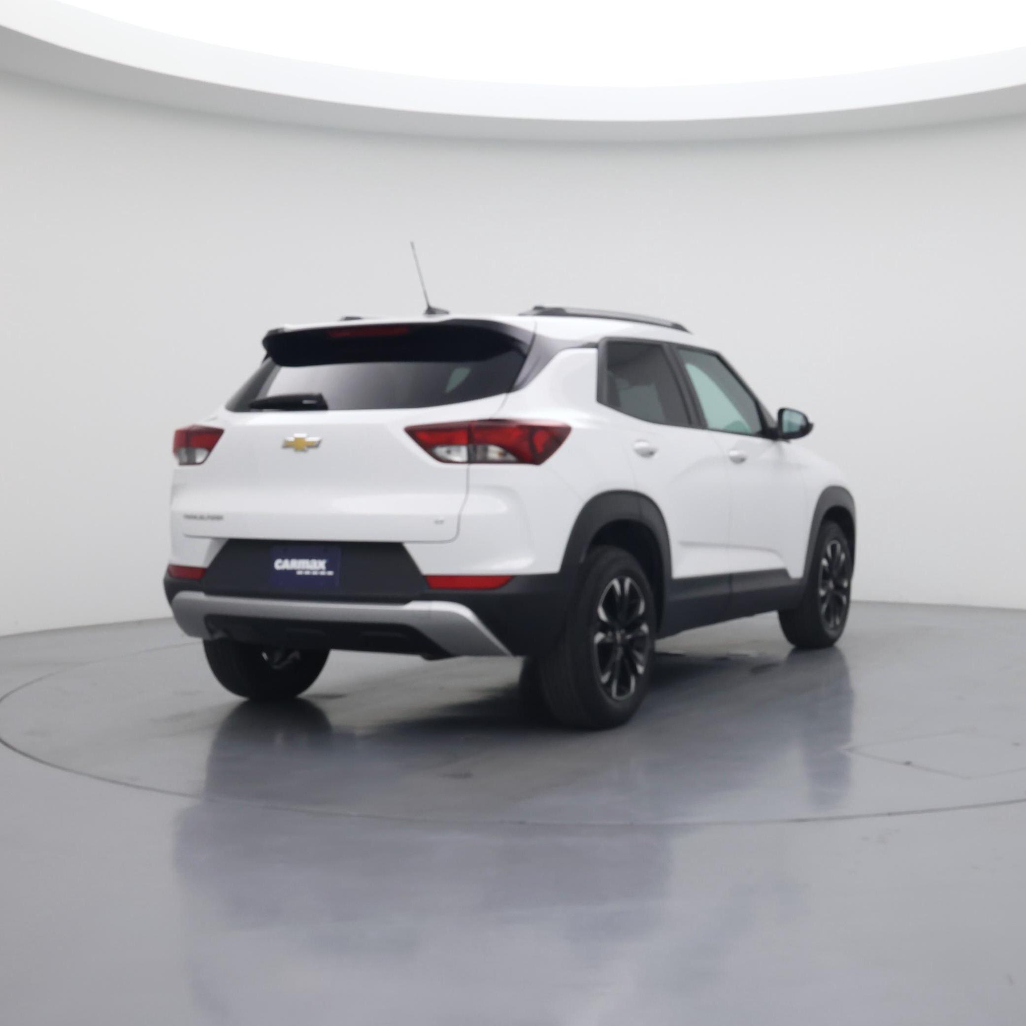 Thumbnail: 2023 Chevrolet TrailBlazer - 8