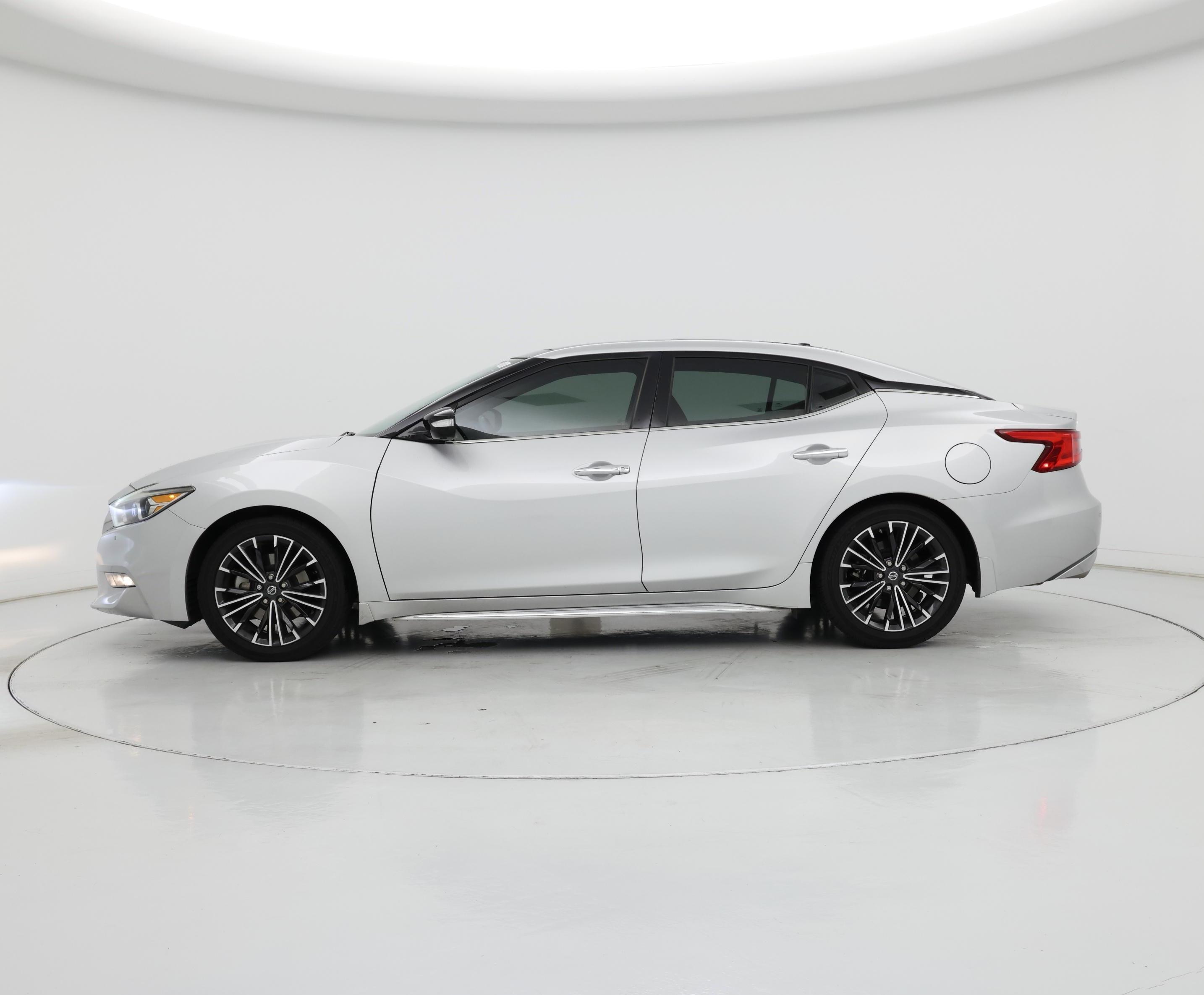 Thumbnail: 2017 Nissan Maxima - 3