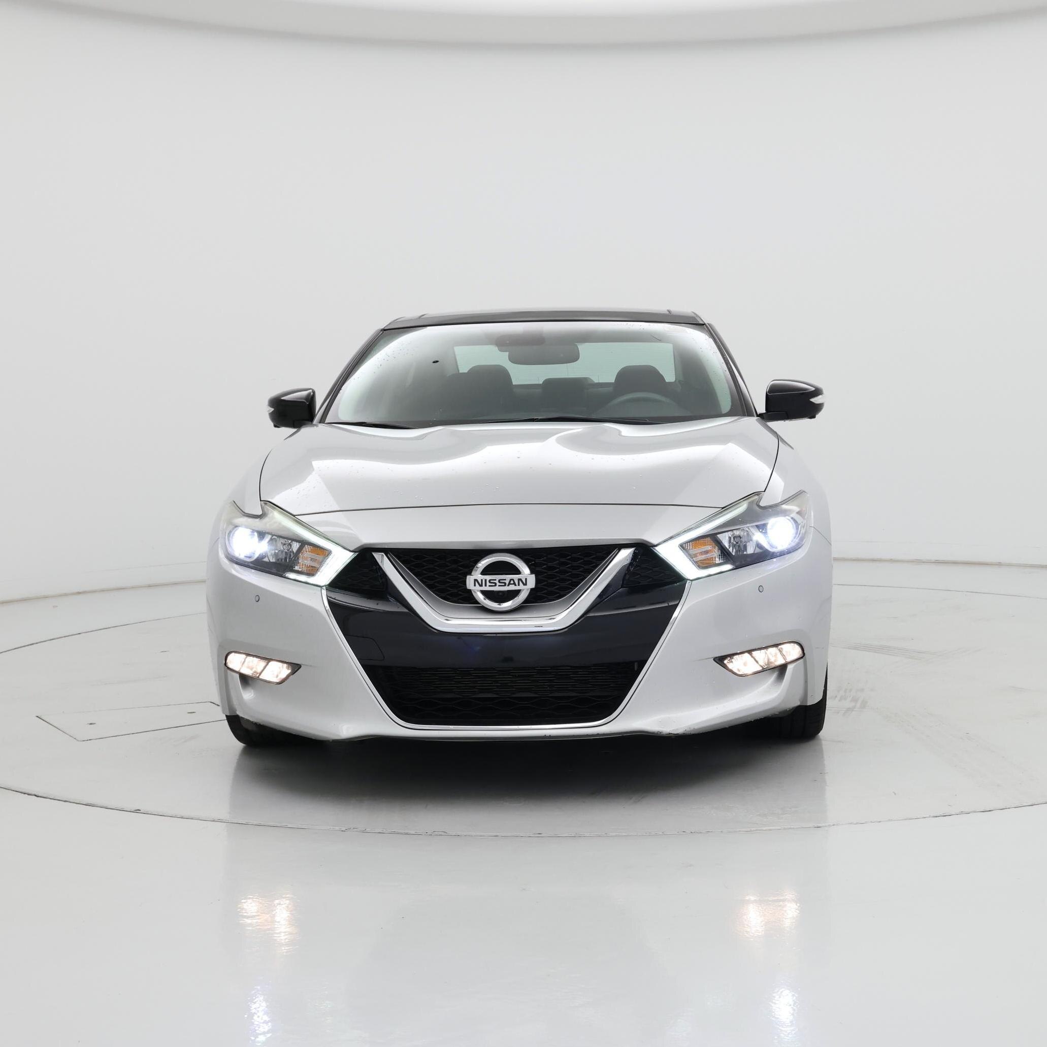 Thumbnail: 2017 Nissan Maxima - 5