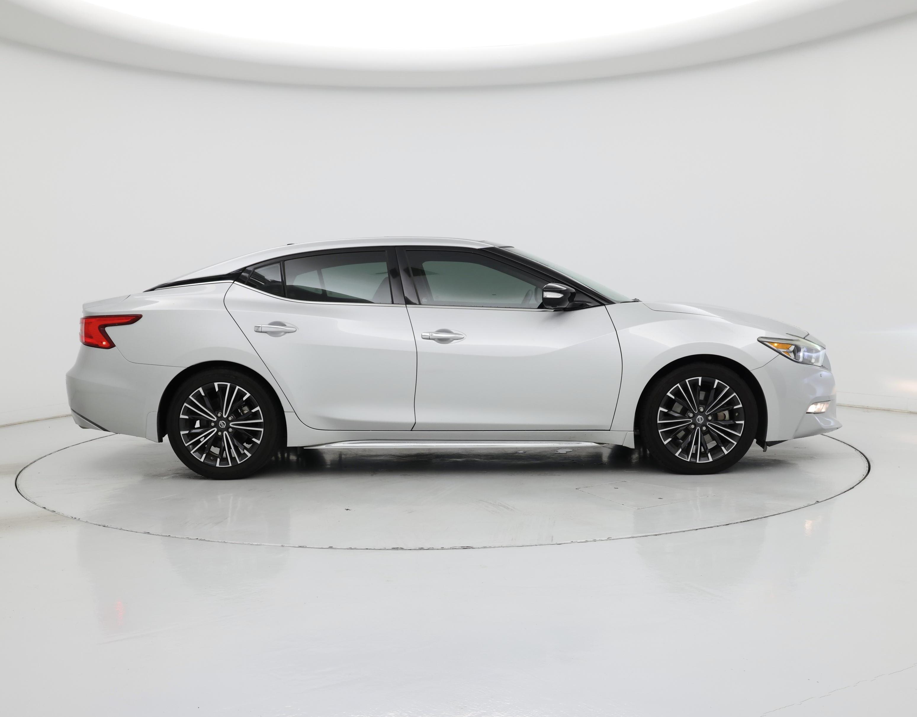 Thumbnail: 2017 Nissan Maxima - 7