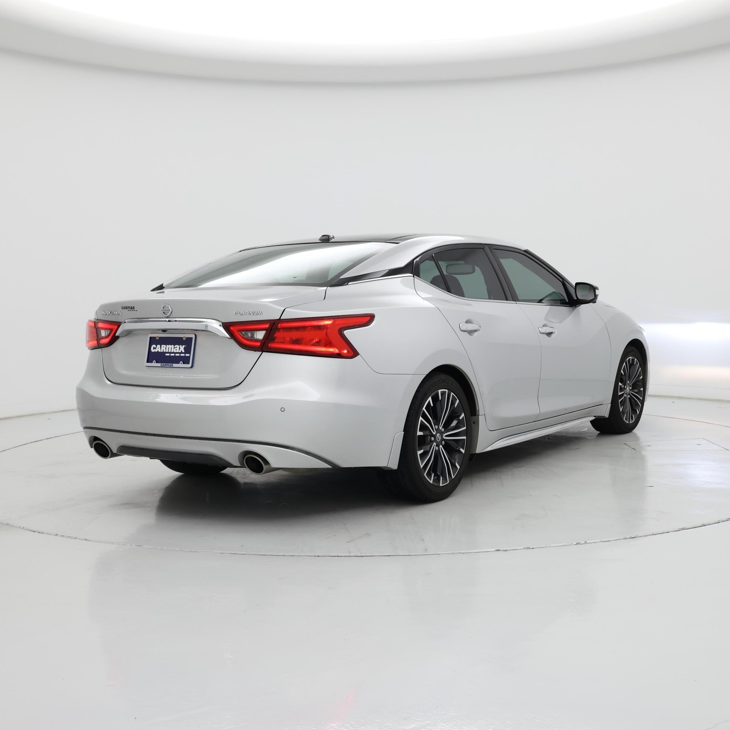 Thumbnail: 2017 Nissan Maxima - 8