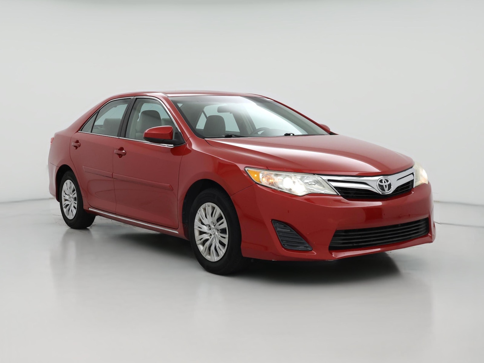 2014 Toyota Camry LE - Photo 1
