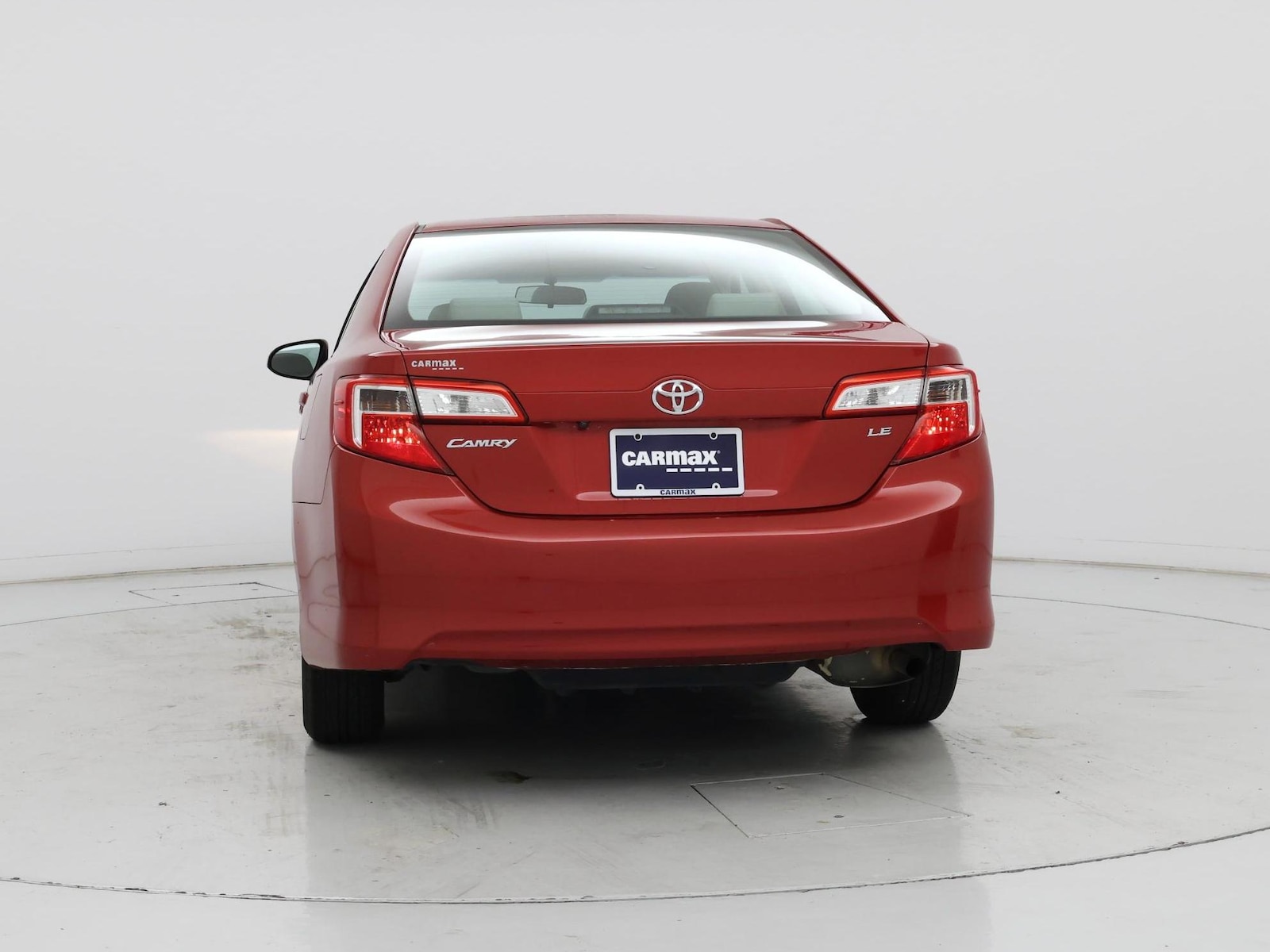 2014 Toyota Camry LE - Photo 7