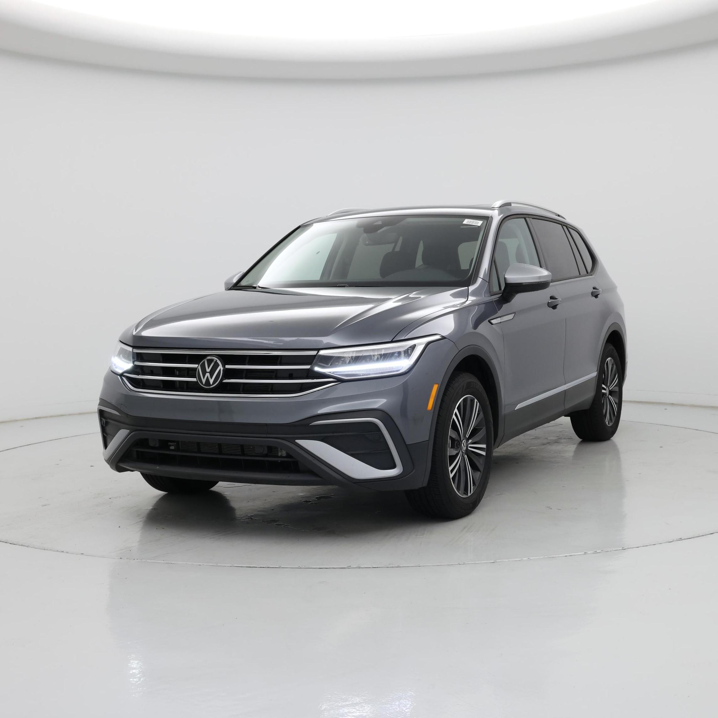 Thumbnail: 2024 Volkswagen Tiguan - 4