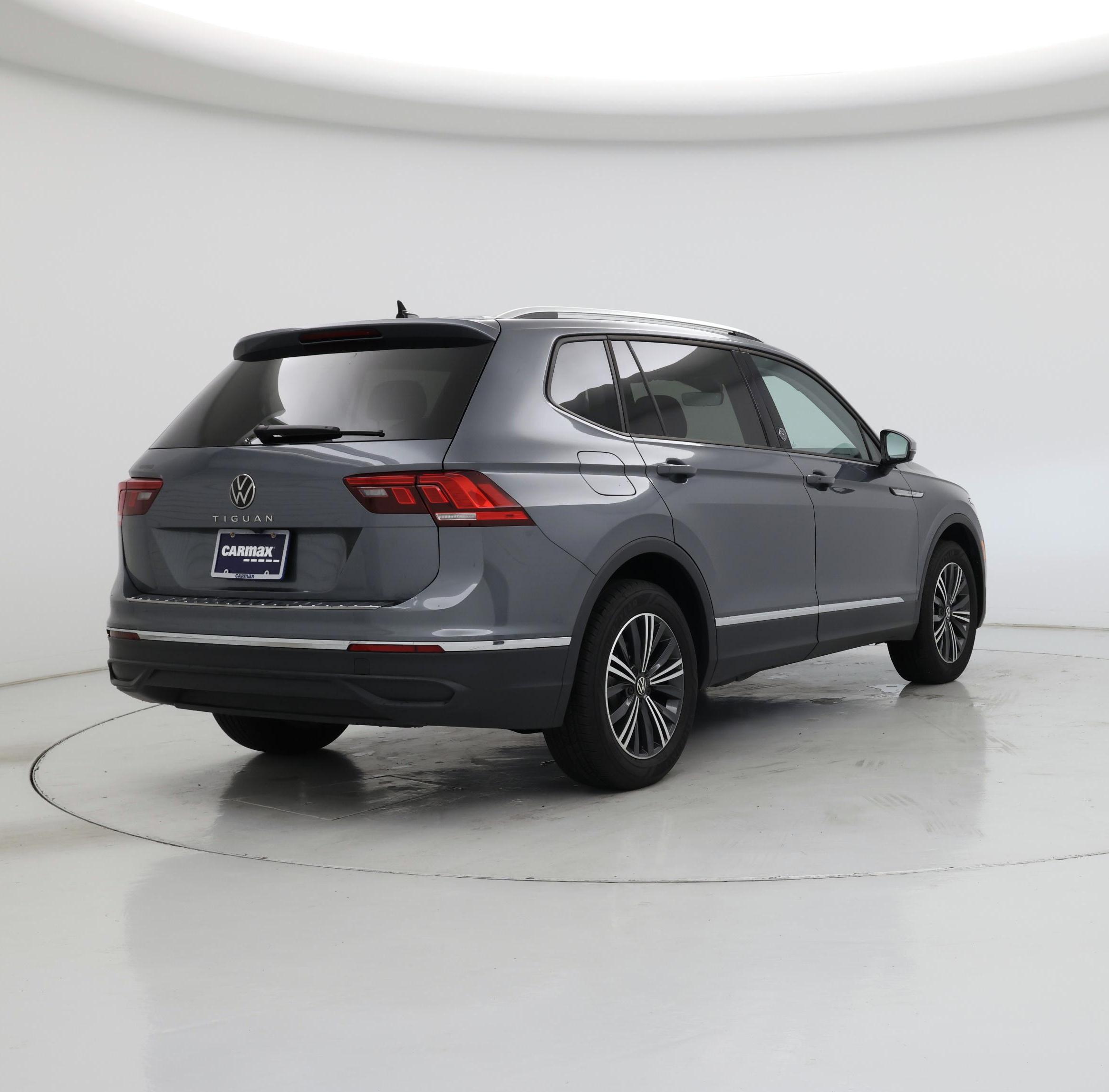 Thumbnail: 2024 Volkswagen Tiguan - 8