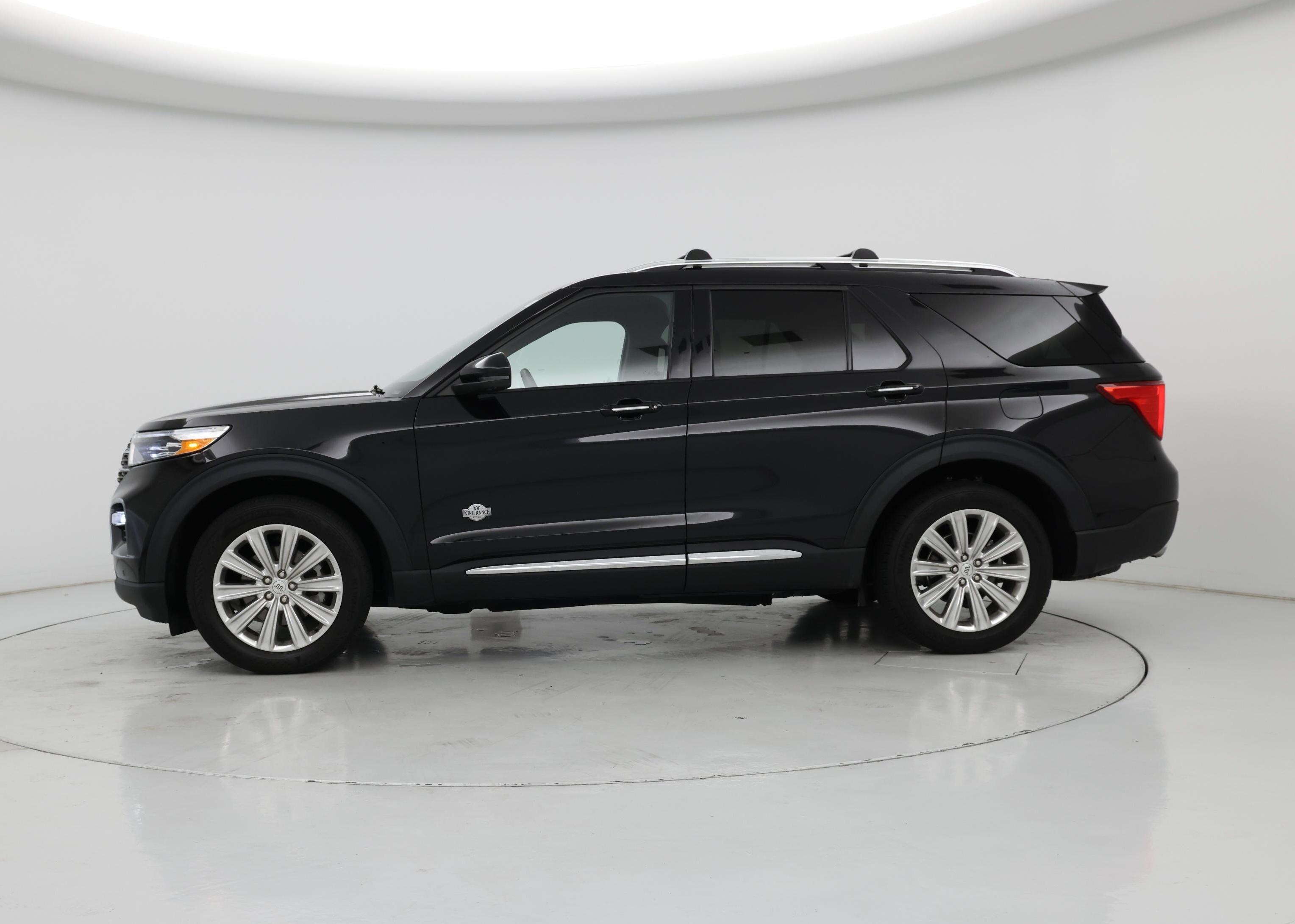 Thumbnail: 2022 Ford Explorer - 3
