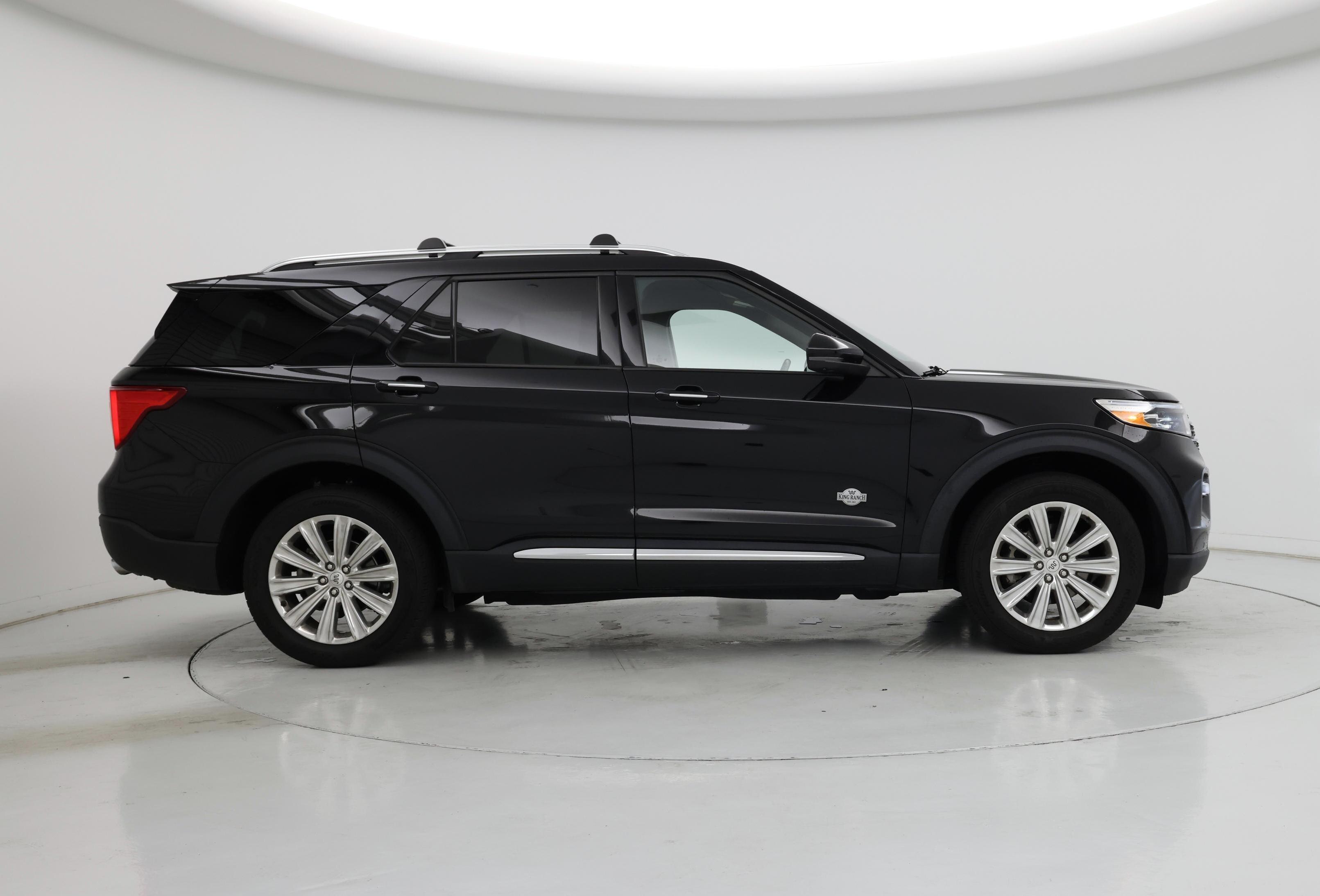 Thumbnail: 2022 Ford Explorer - 7