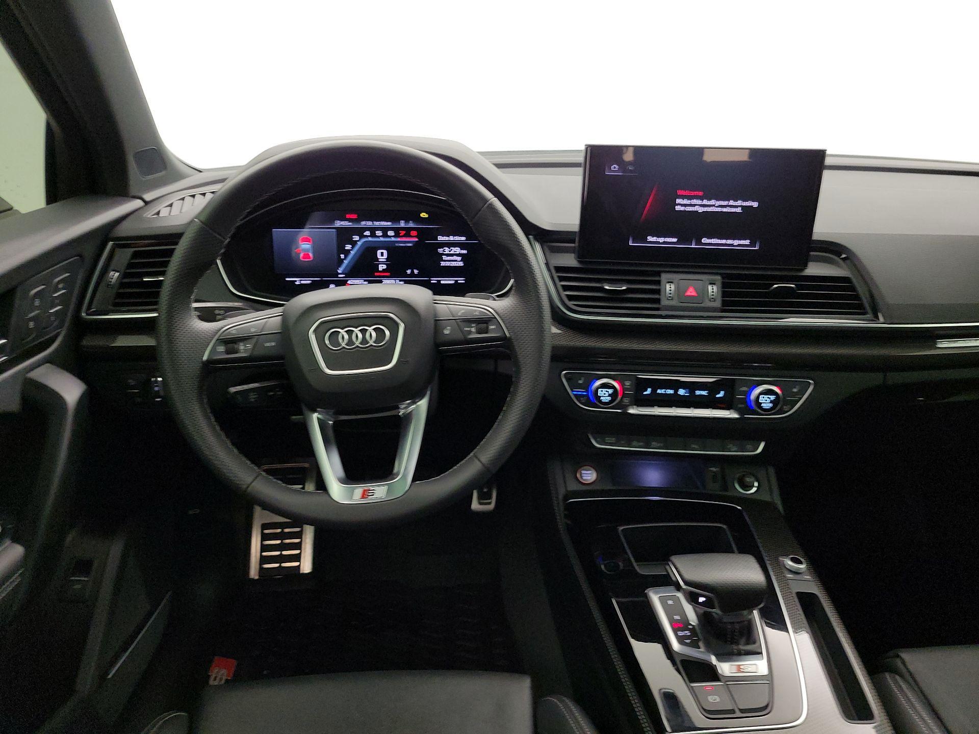 Thumbnail: 2023 Audi SQ5 - 10