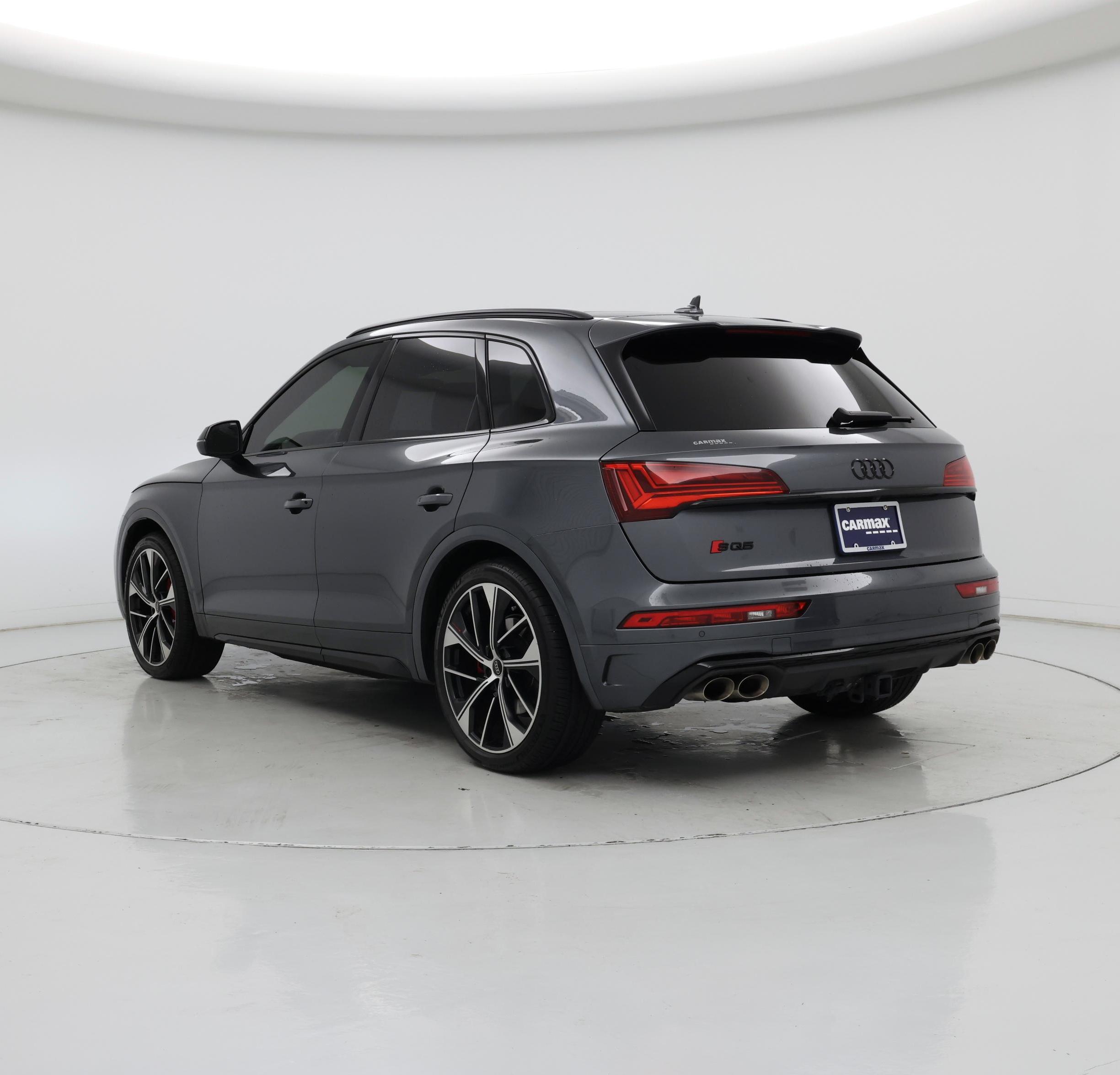 Thumbnail: 2023 Audi SQ5 - 2