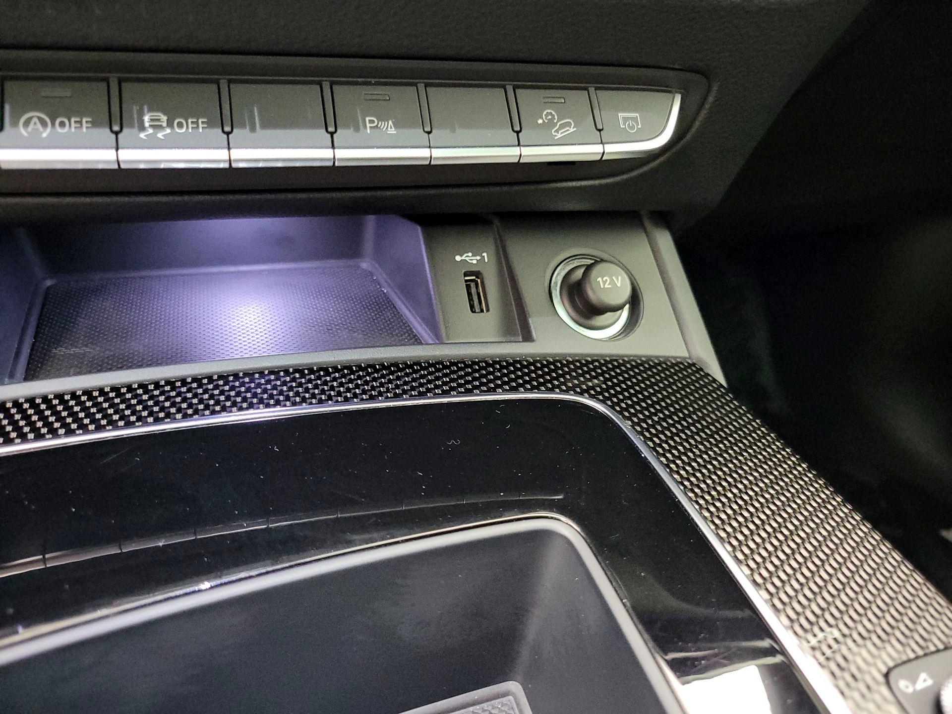 Thumbnail: 2023 Audi SQ5 - 19