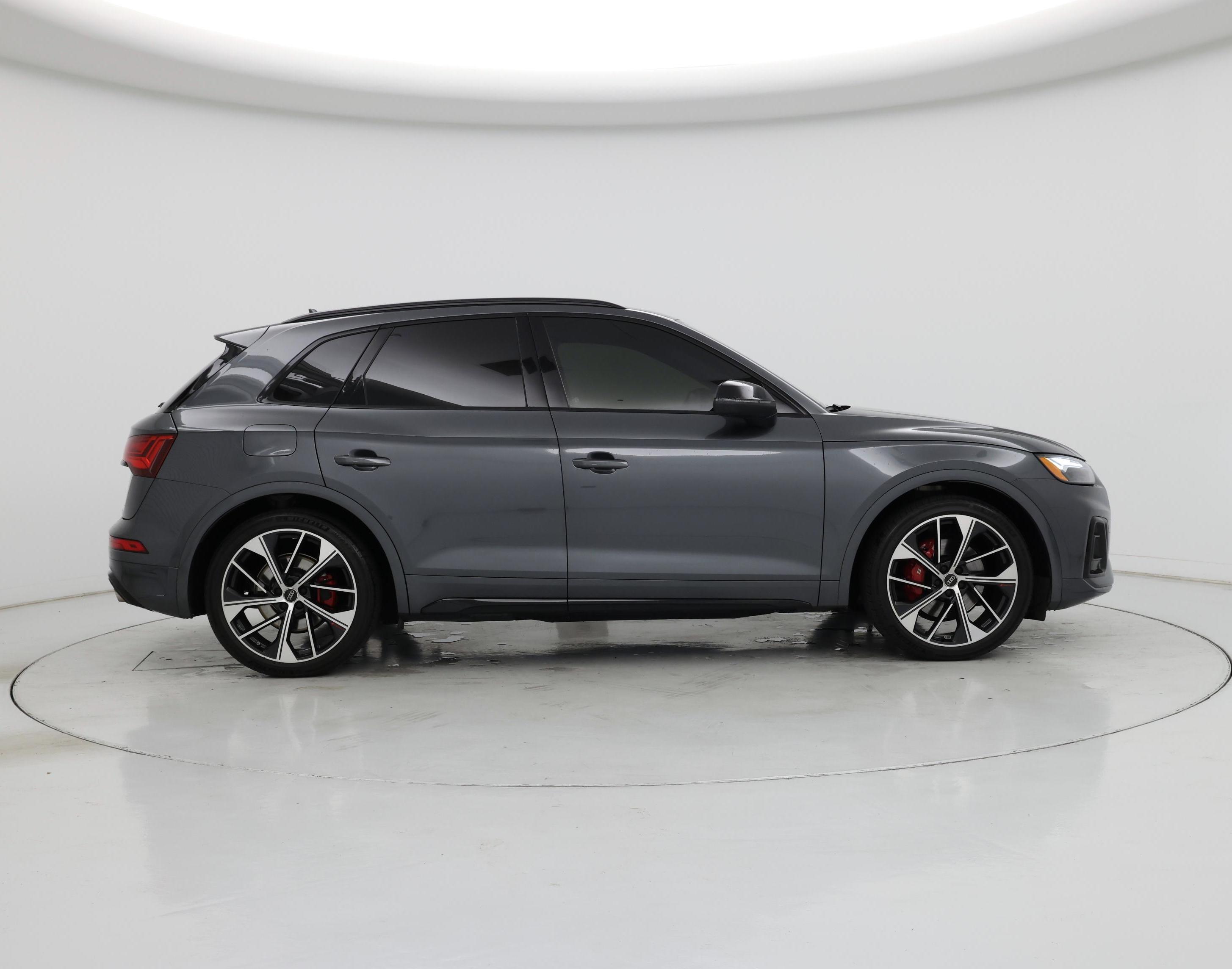 Thumbnail: 2023 Audi SQ5 - 7