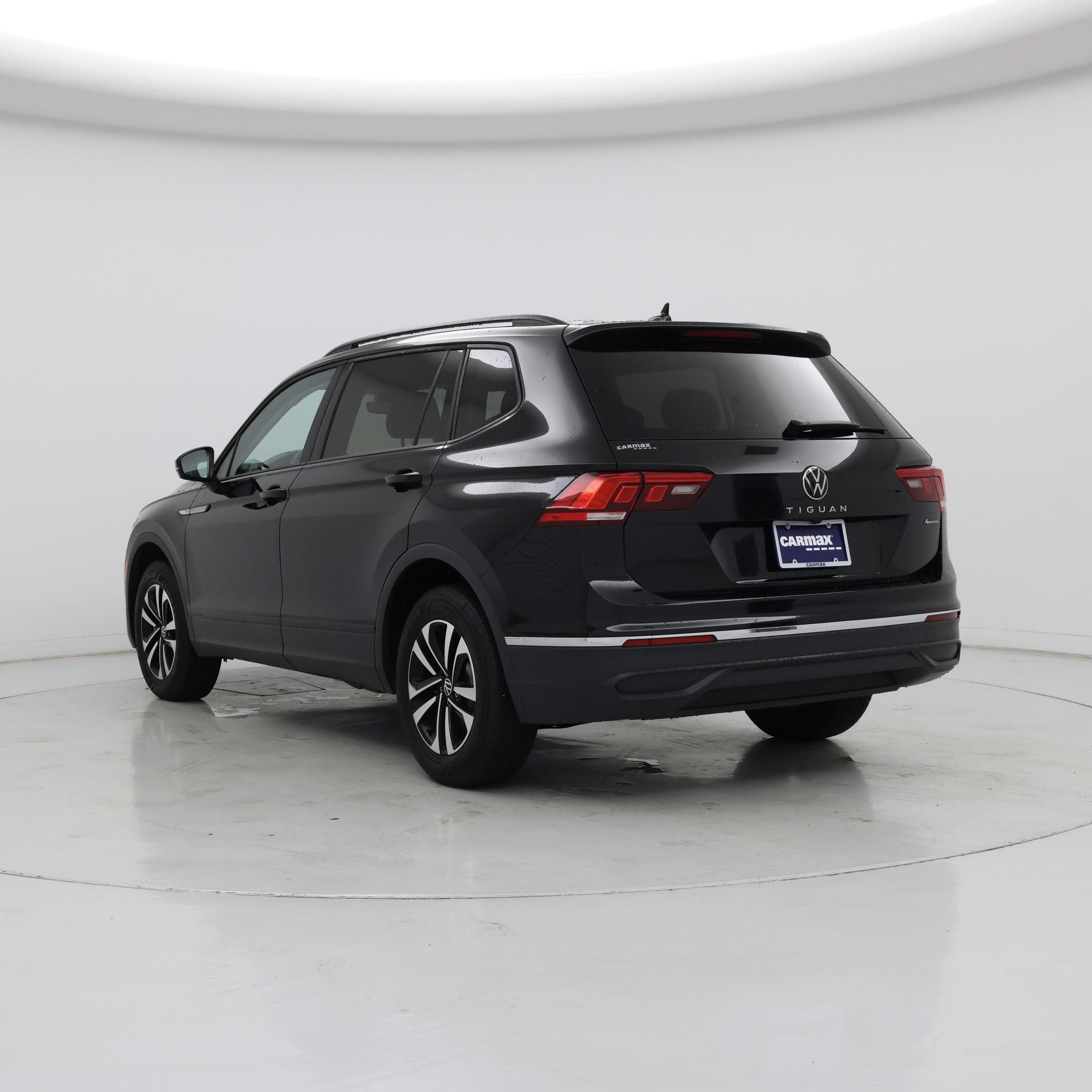 Thumbnail: 2024 Volkswagen Tiguan - 2