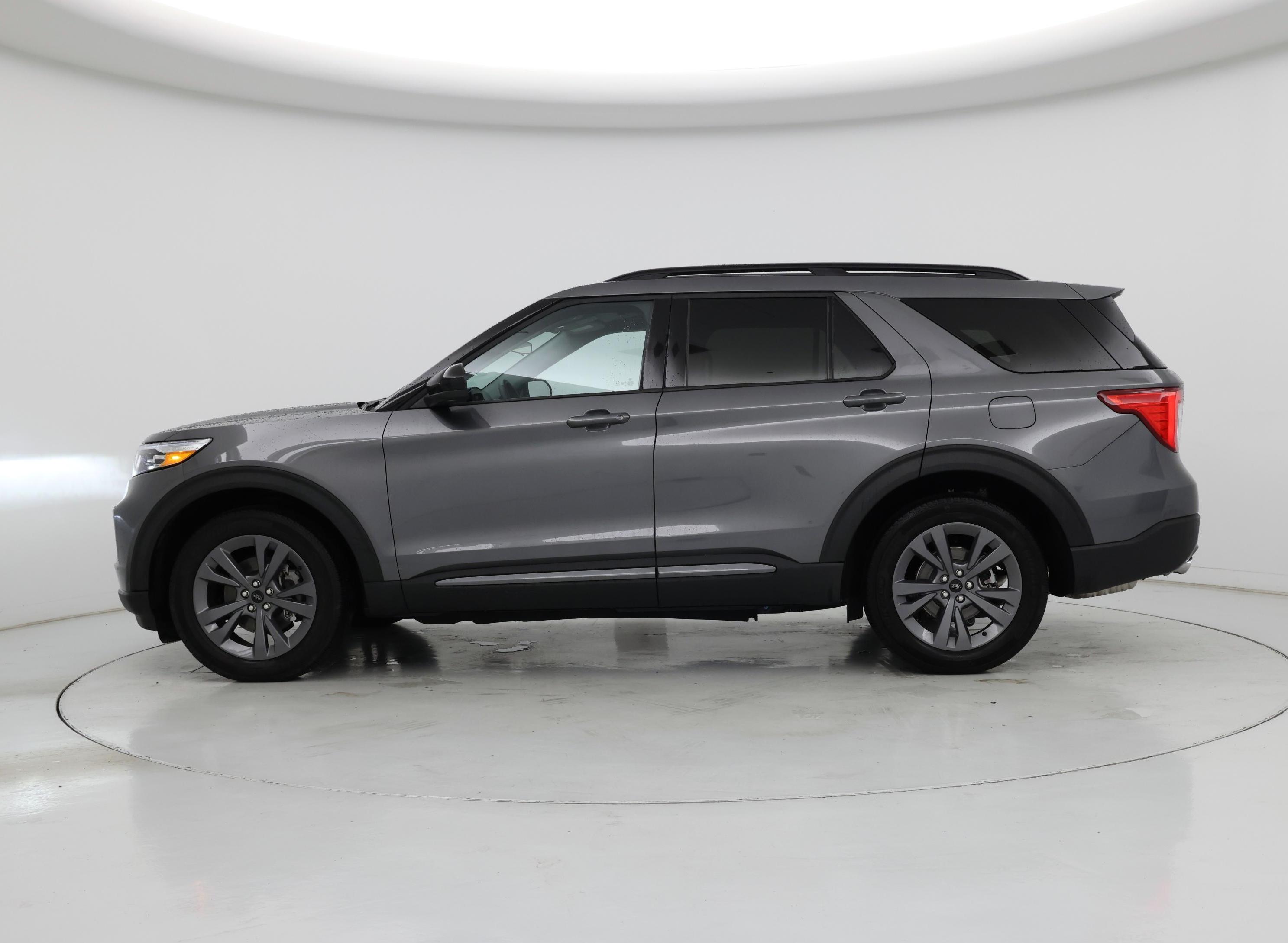 Thumbnail: 2024 Ford Explorer - 3