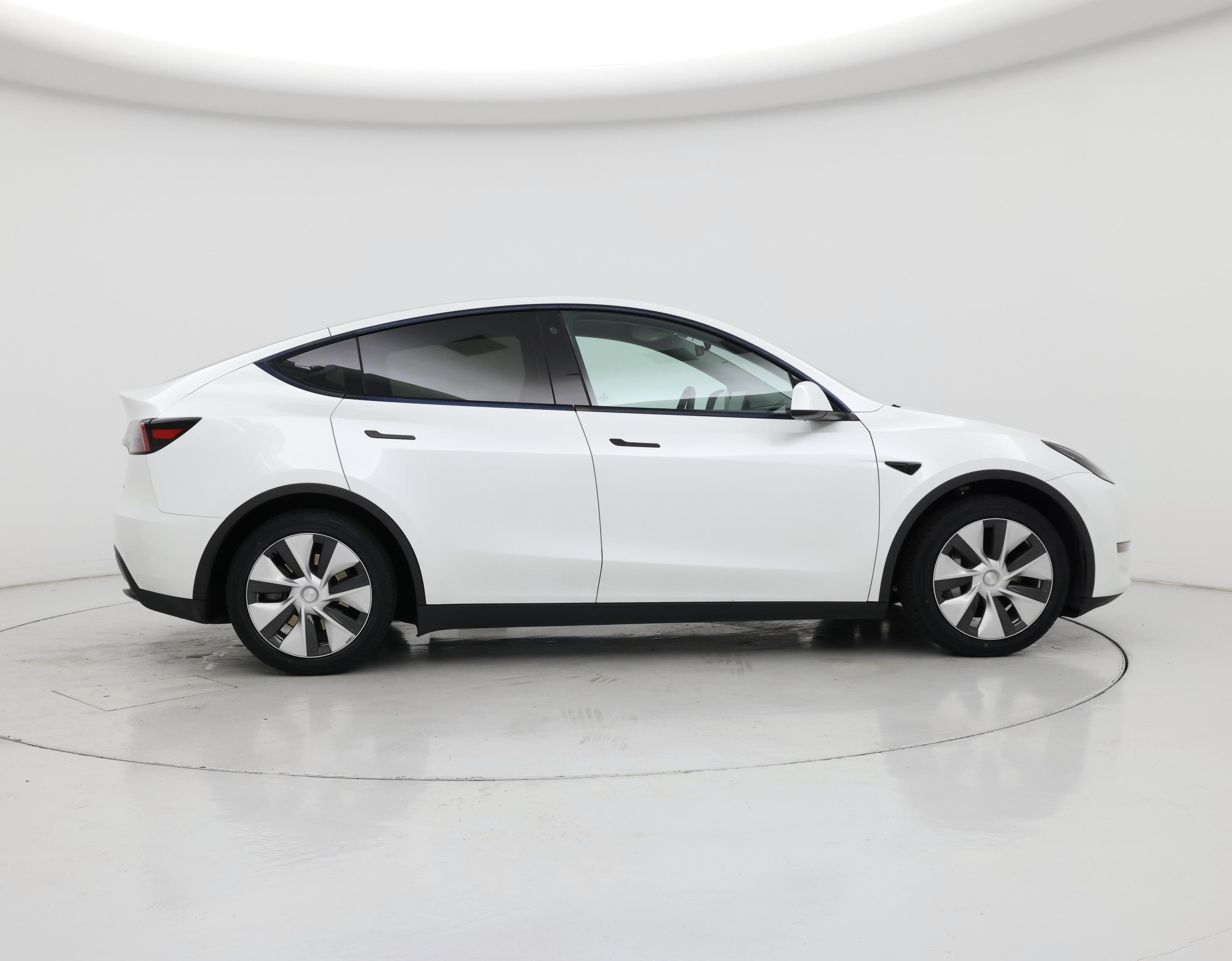 Thumbnail: 2023 Tesla Model Y - 7