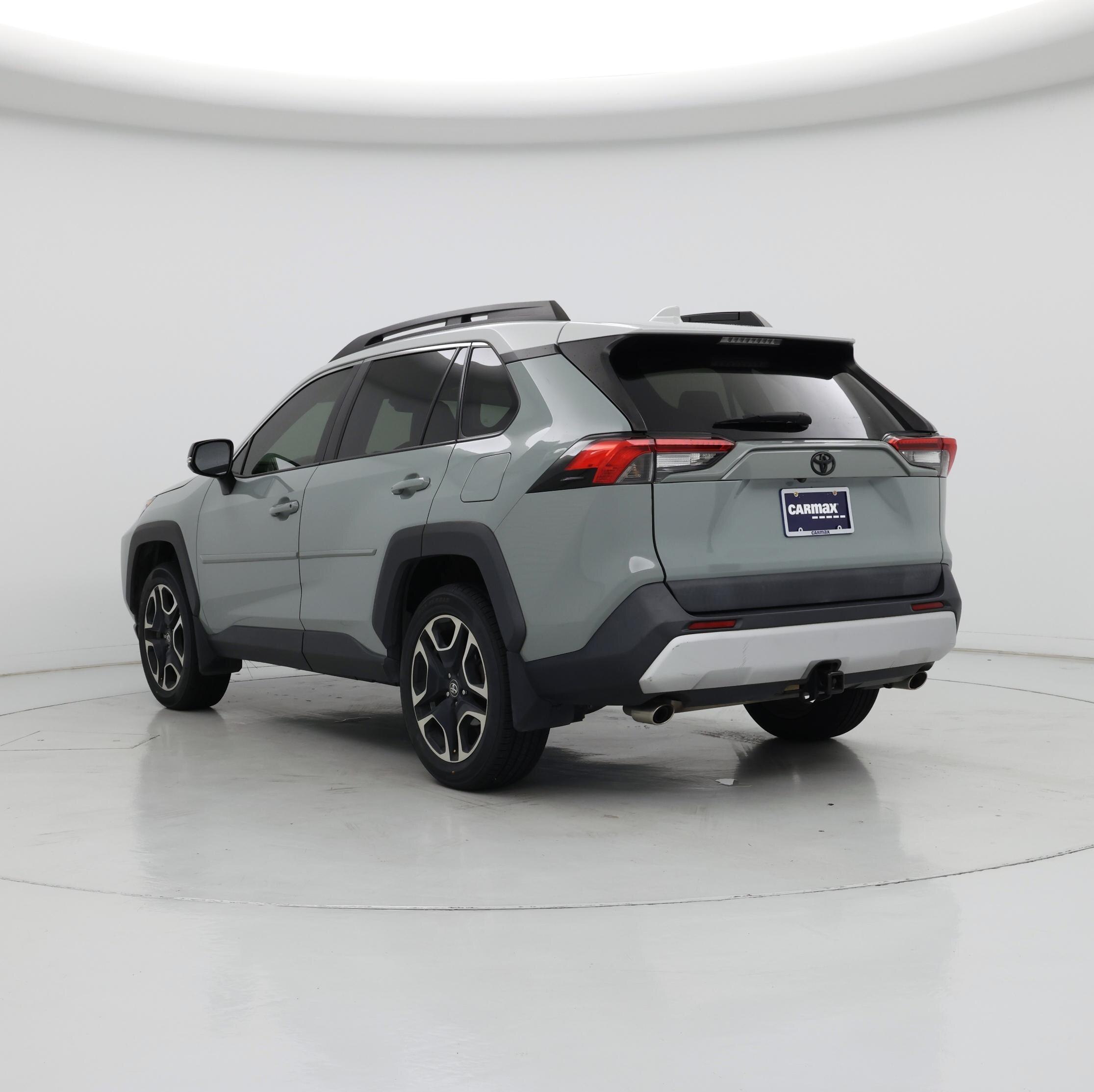Thumbnail: 2019 Toyota RAV4 - 2