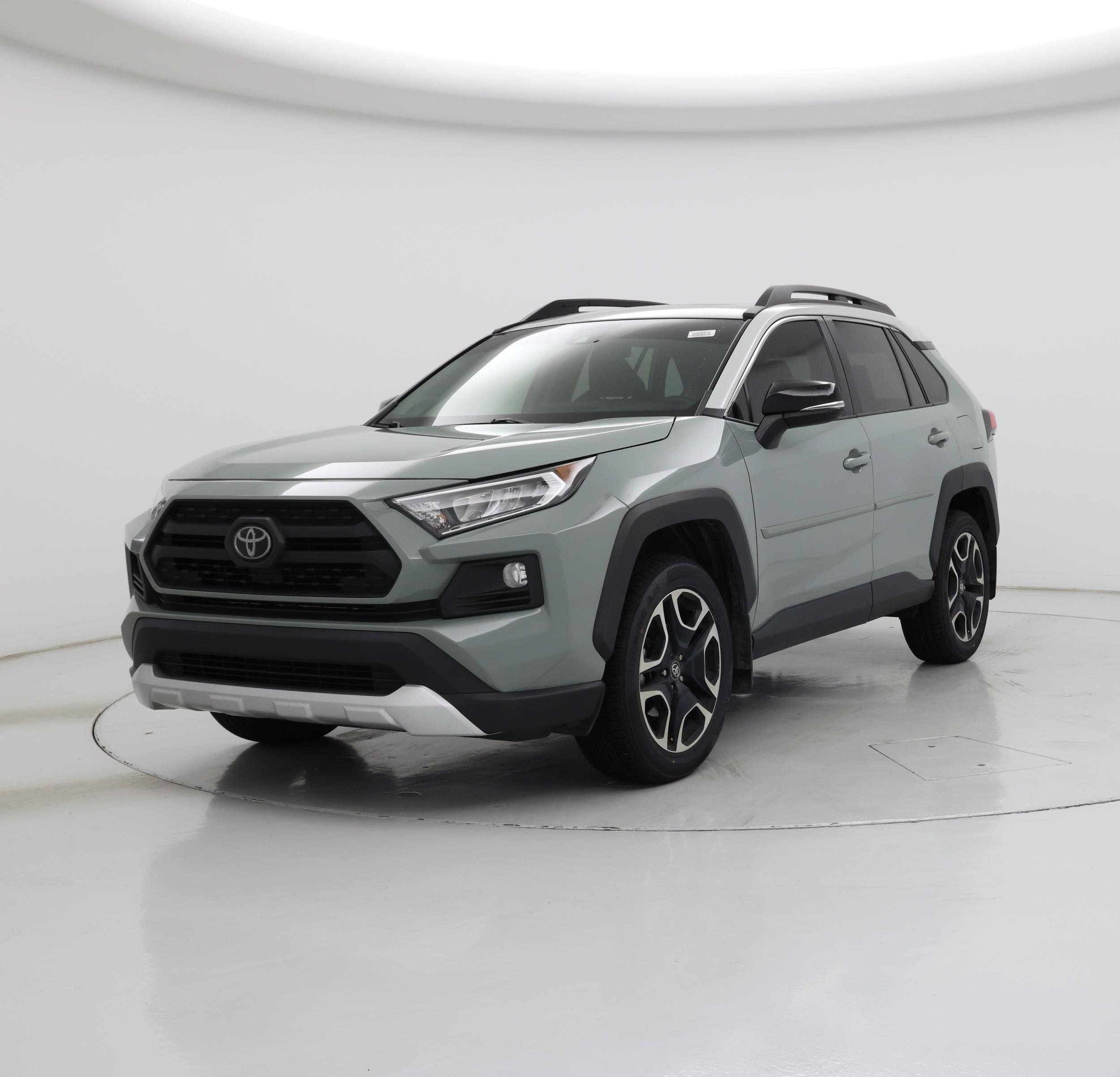 Thumbnail: 2019 Toyota RAV4 - 4