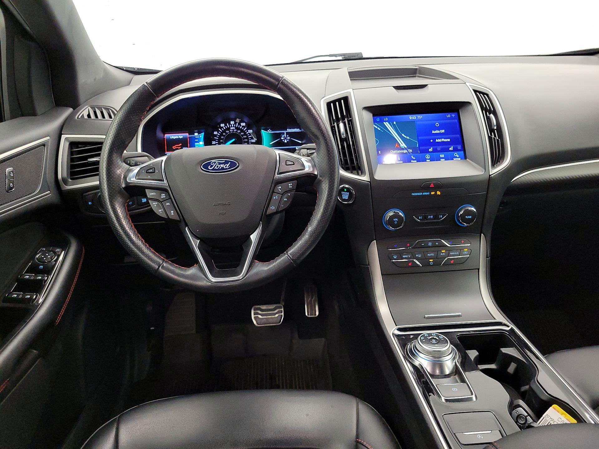 Thumbnail: 2020 Ford Edge - 10