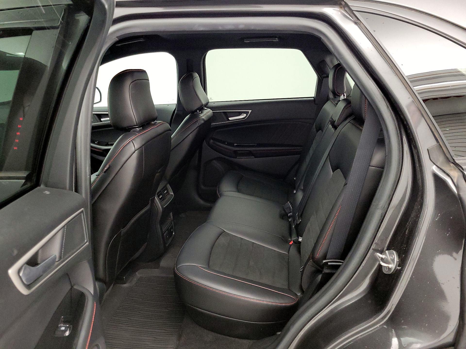 Thumbnail: 2020 Ford Edge - 20