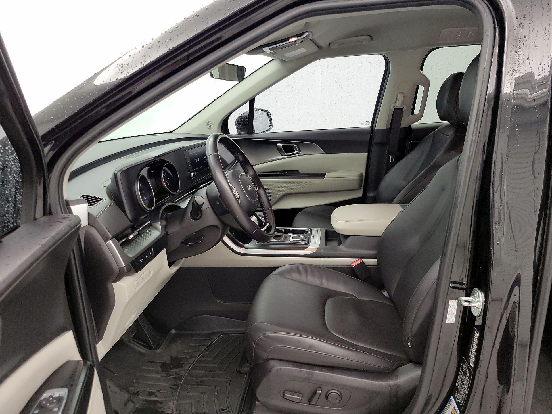 Thumbnail: 2024 Kia Carnival - 11