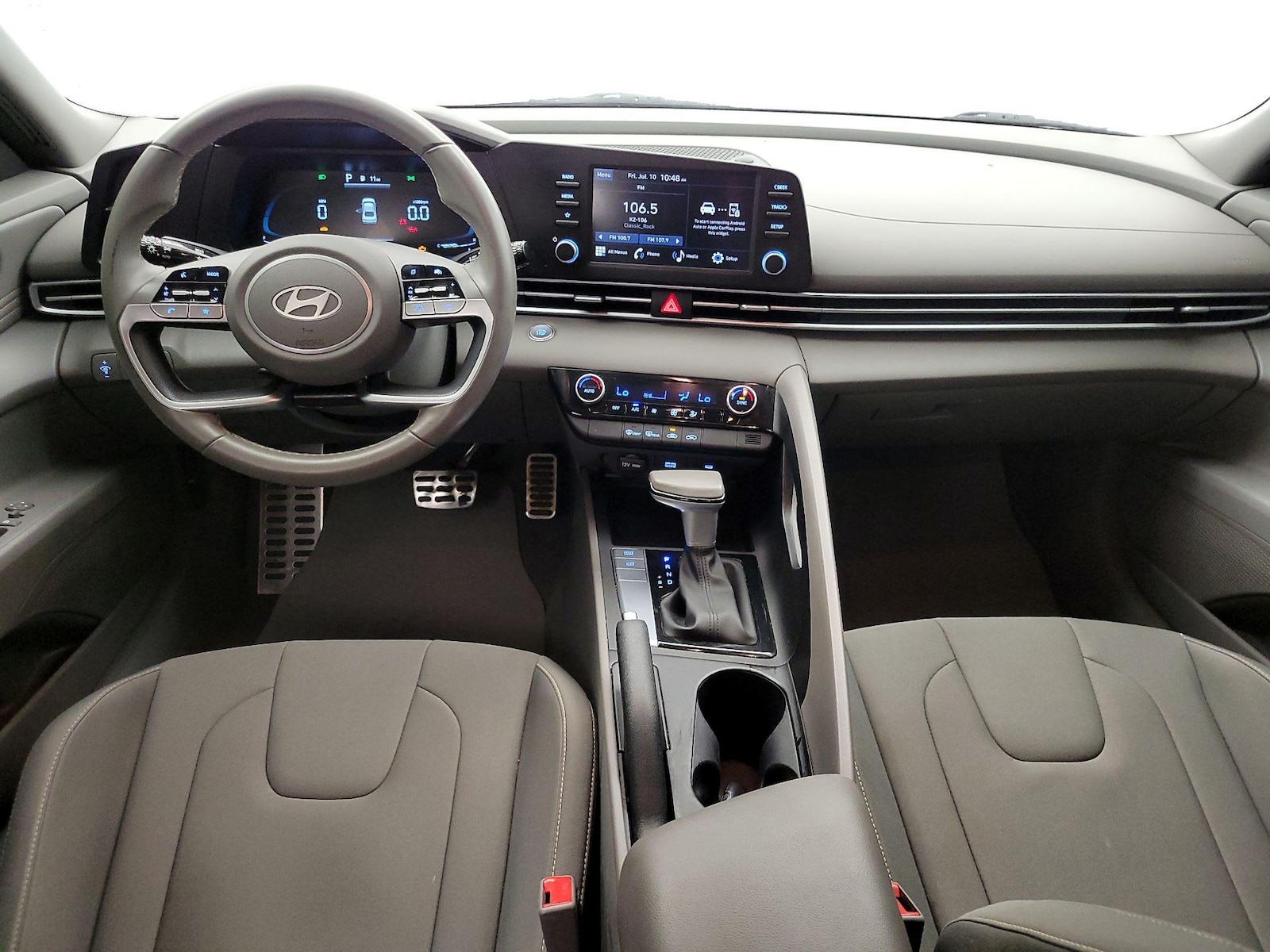 2025 Hyundai Elantra SEL - Photo 10
