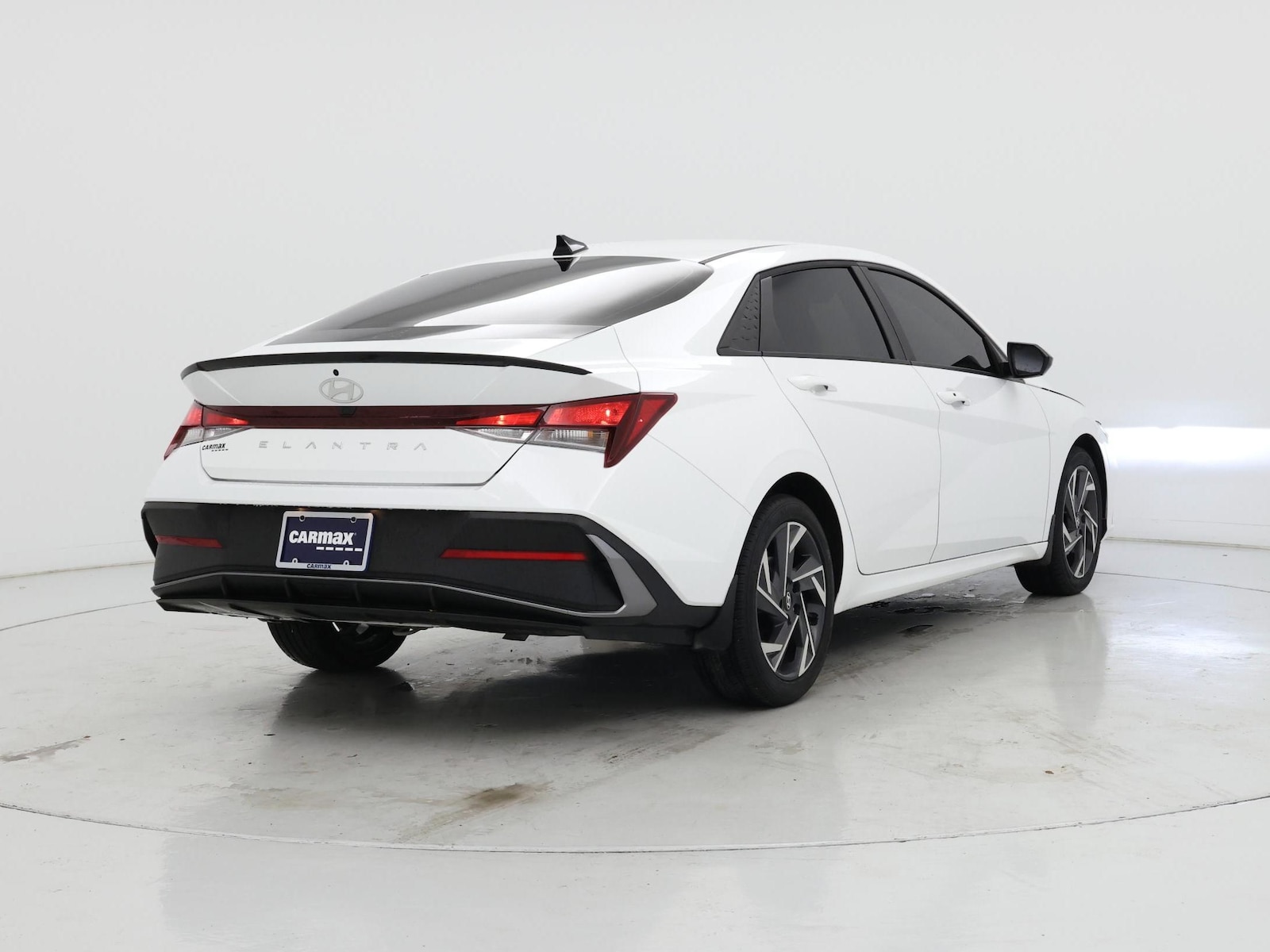 2025 Hyundai Elantra SEL - Photo 9