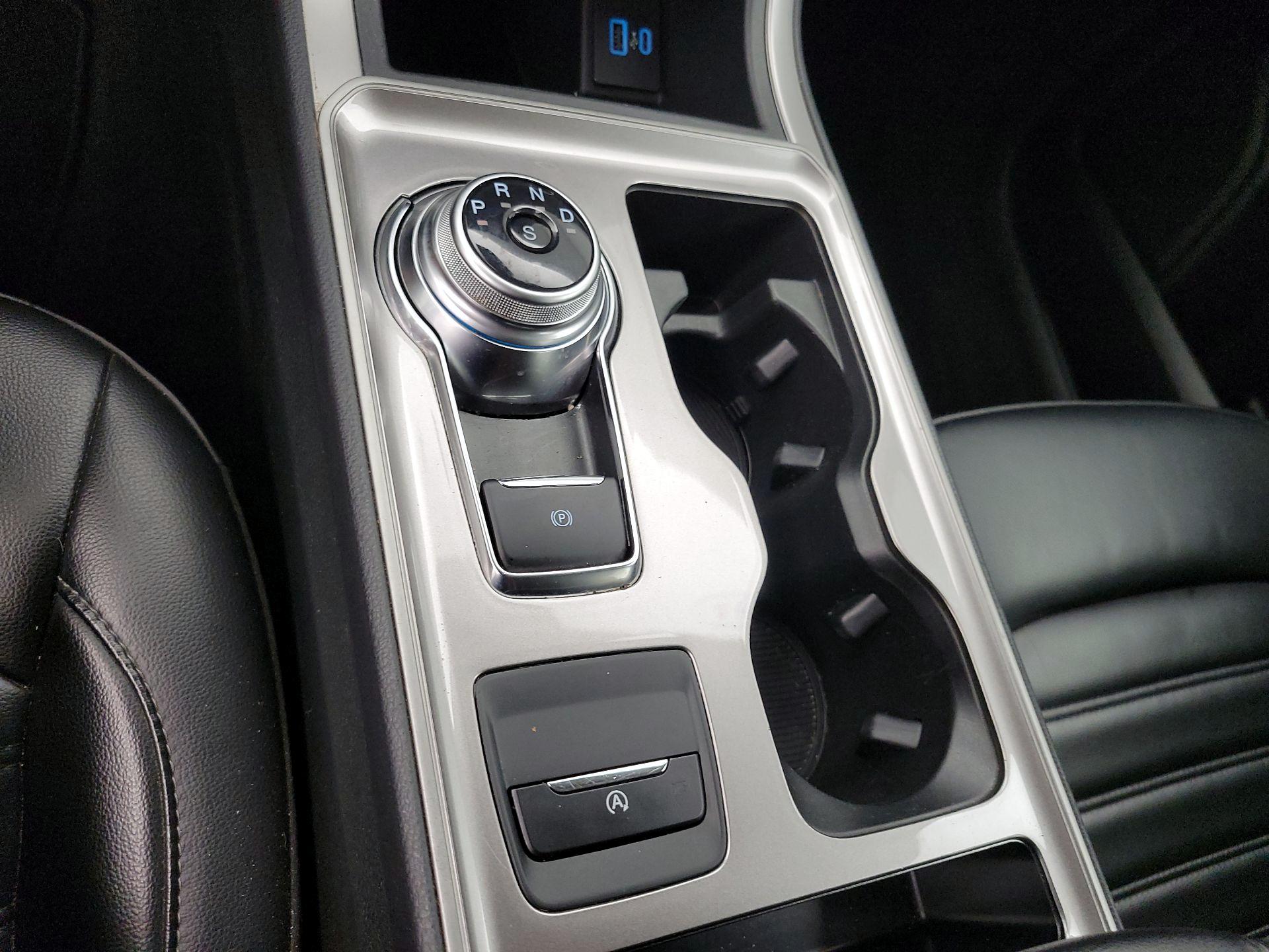Thumbnail: 2024 Ford Edge - 18